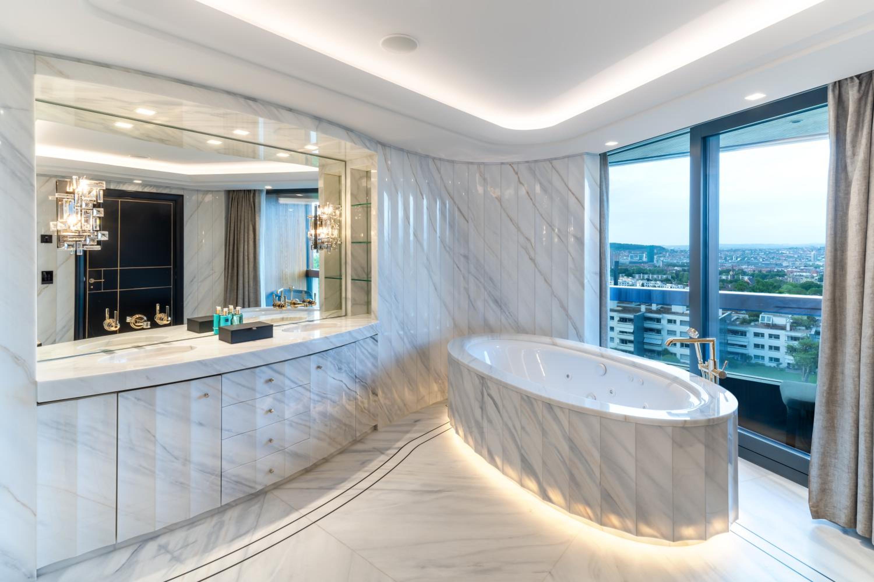 2 BED | Royal Suite