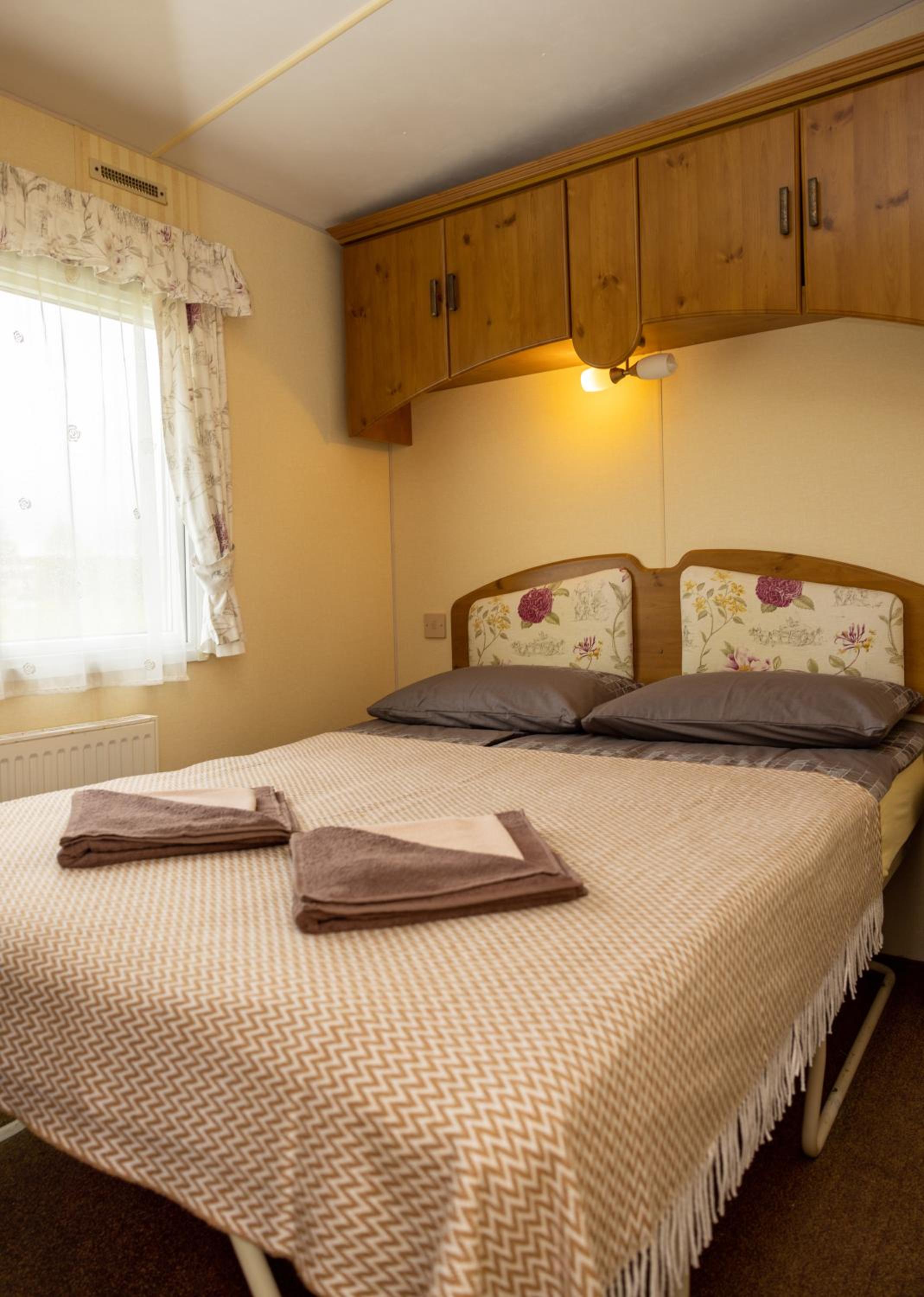 Mobile Home - Photo 5