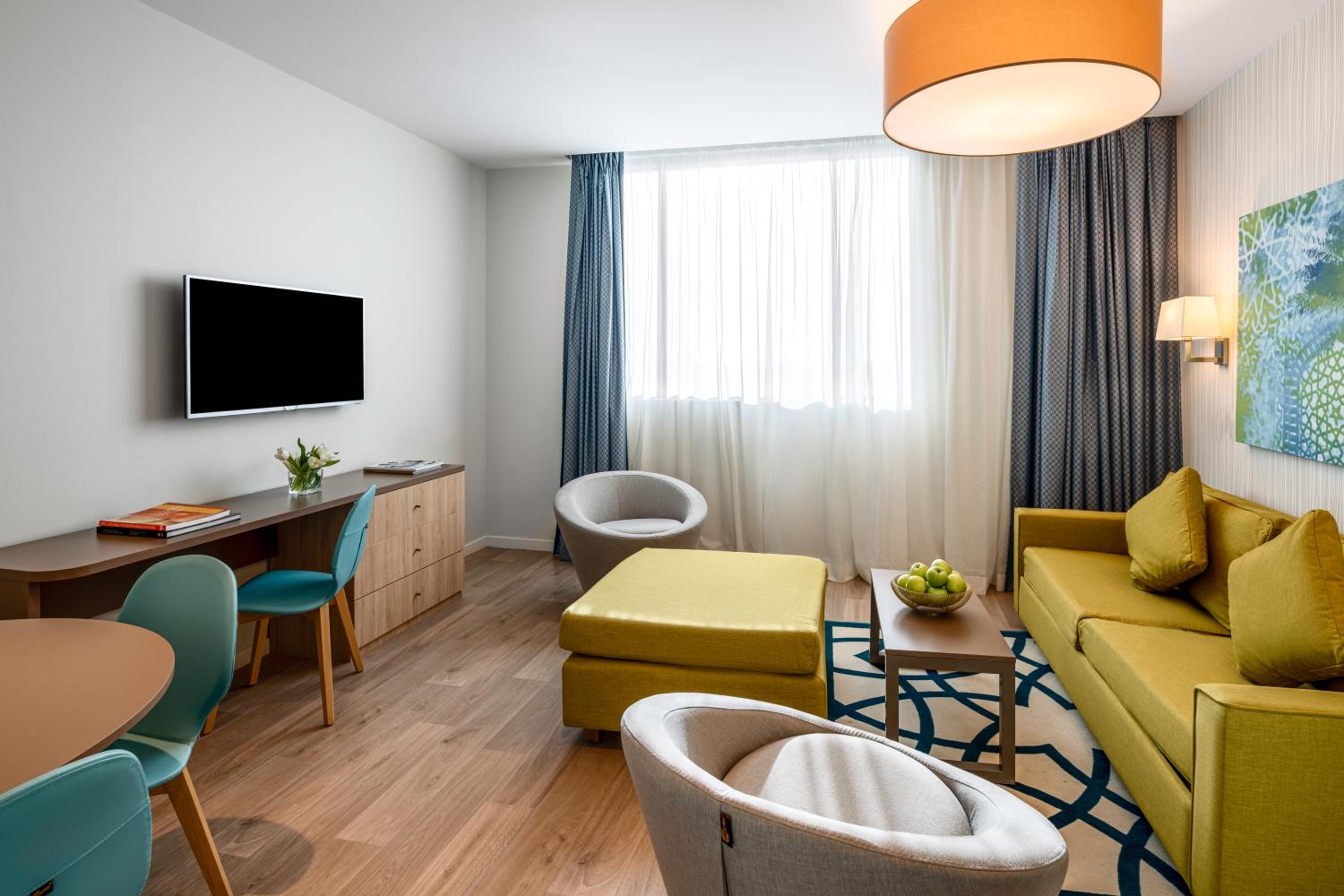 Two-Bedroom Apartment thumbnail 5