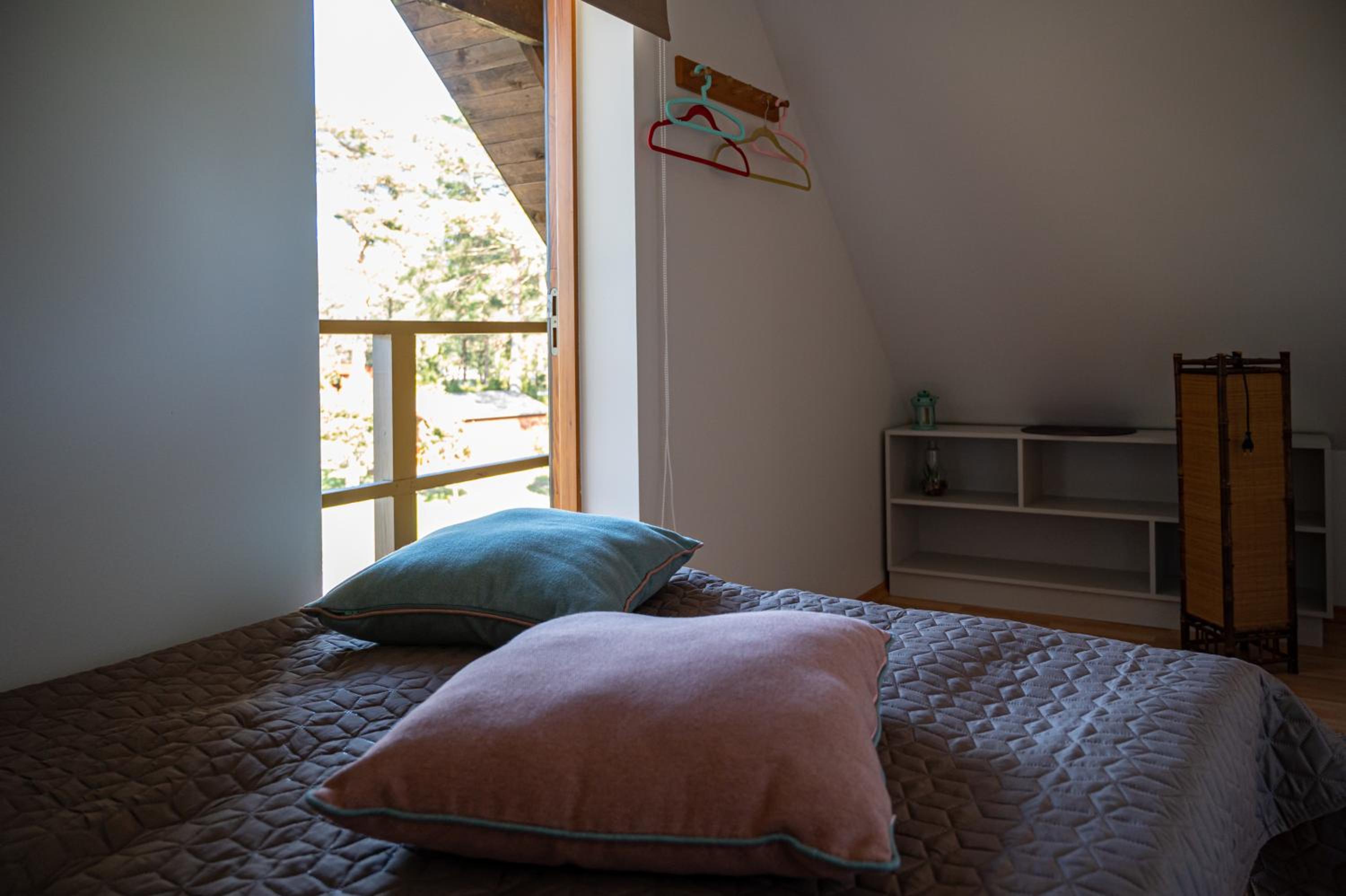 Small Double Room - Photo 2