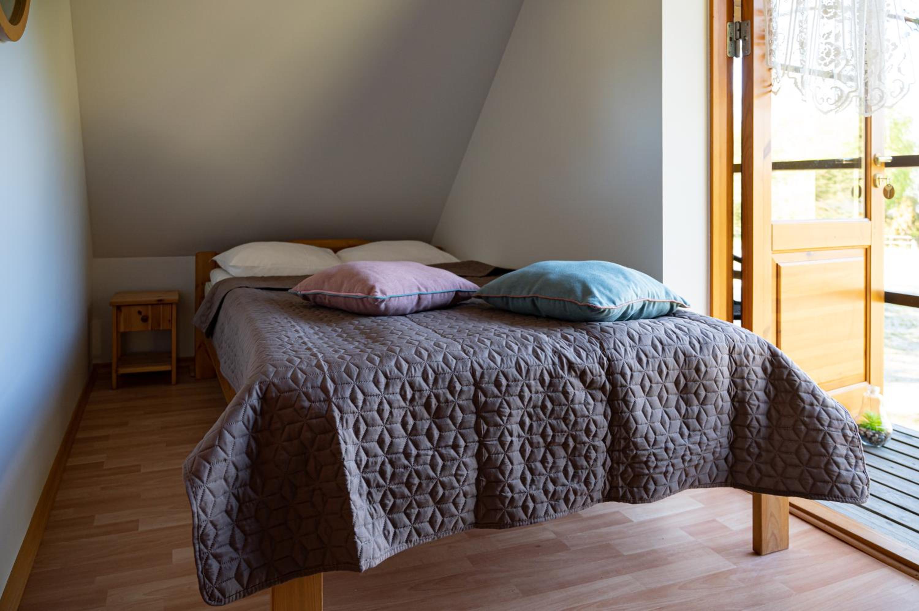 Small Double Room - Photo 1