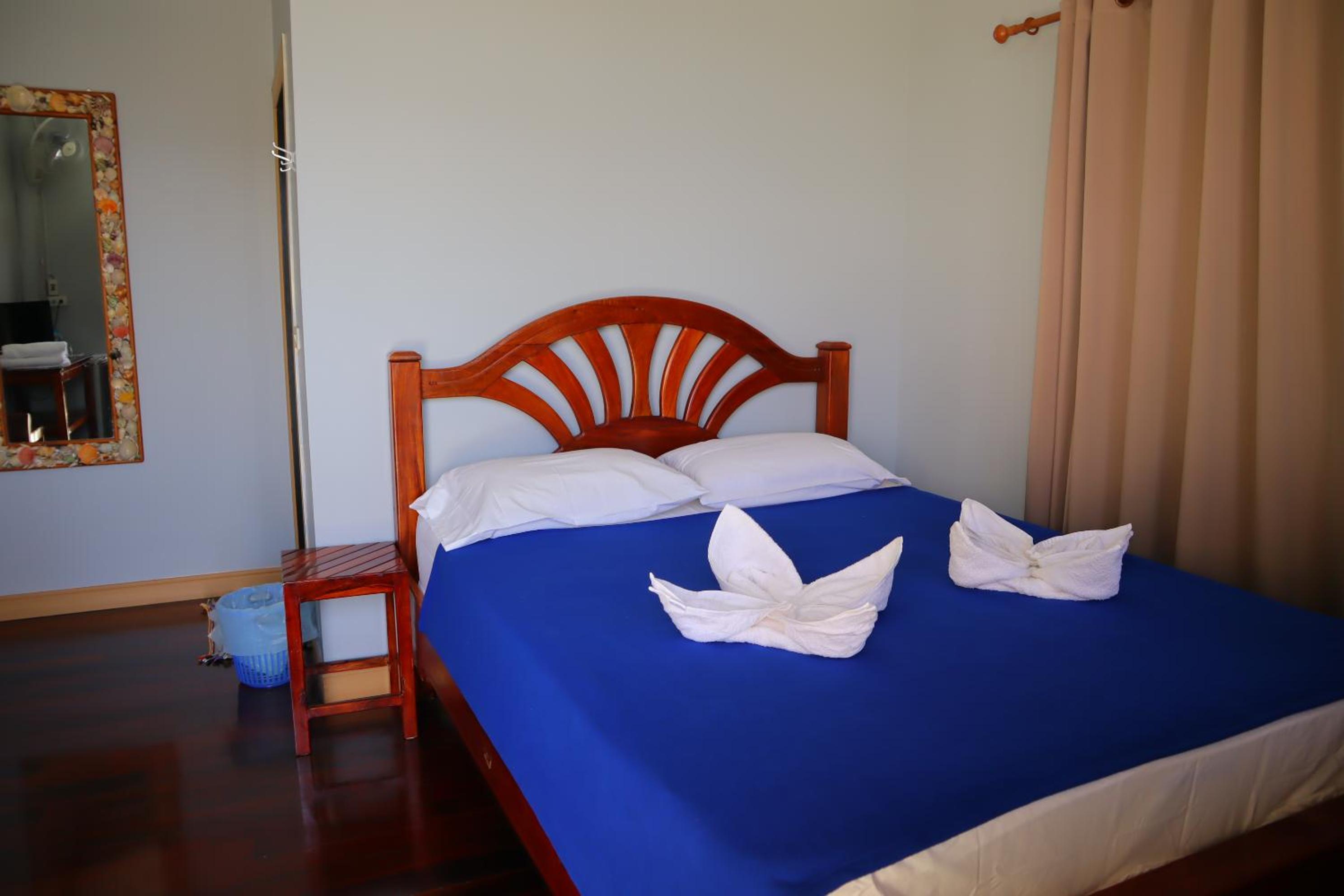 Standard Double Room - Photo 3