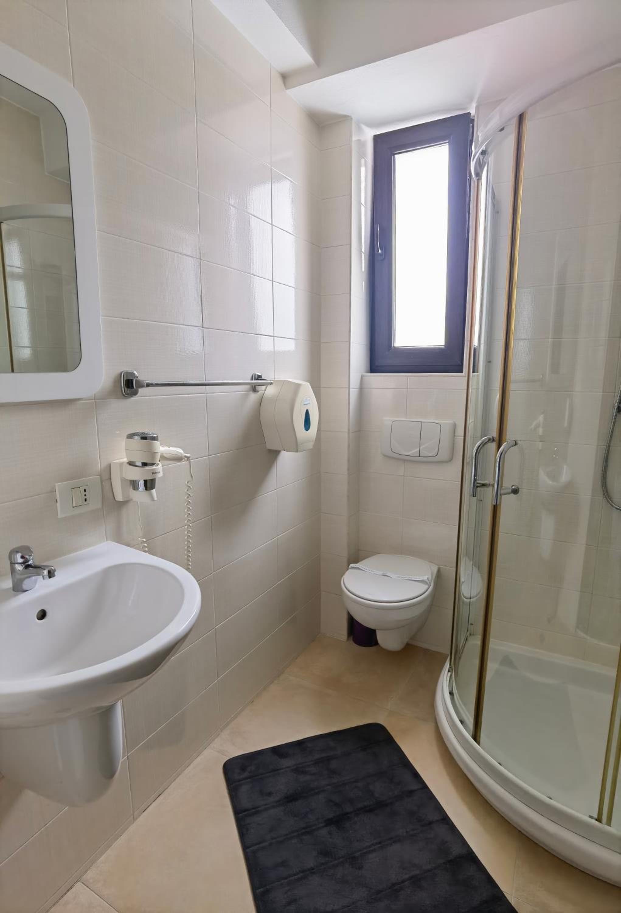 Family Double Room photo 3