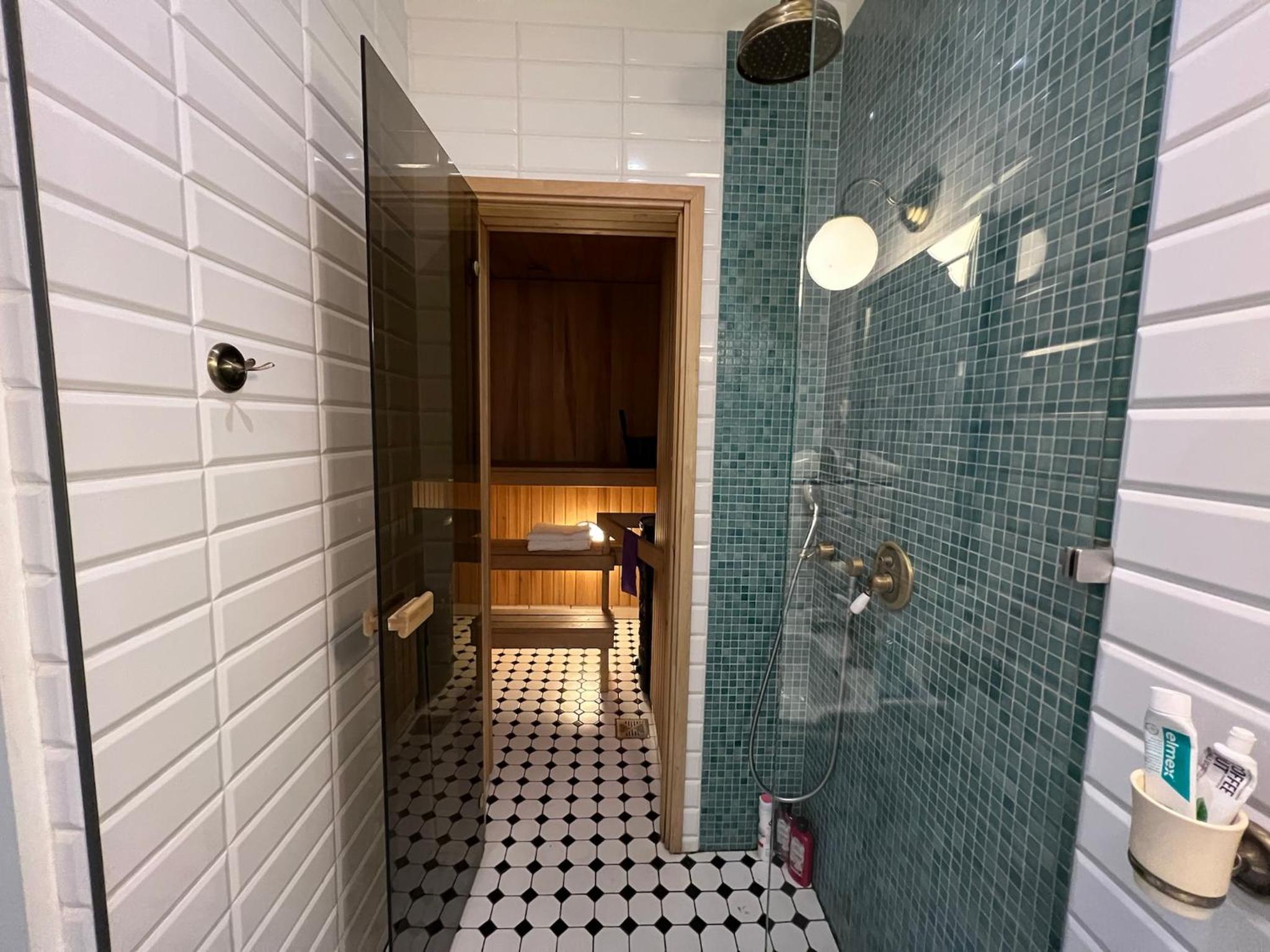 Two-Bedroom Apartment - Photo 15