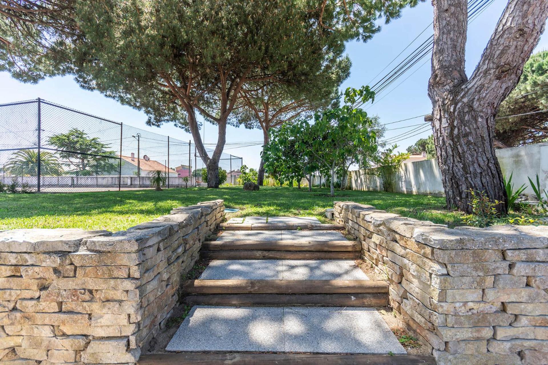 Villa photo 2