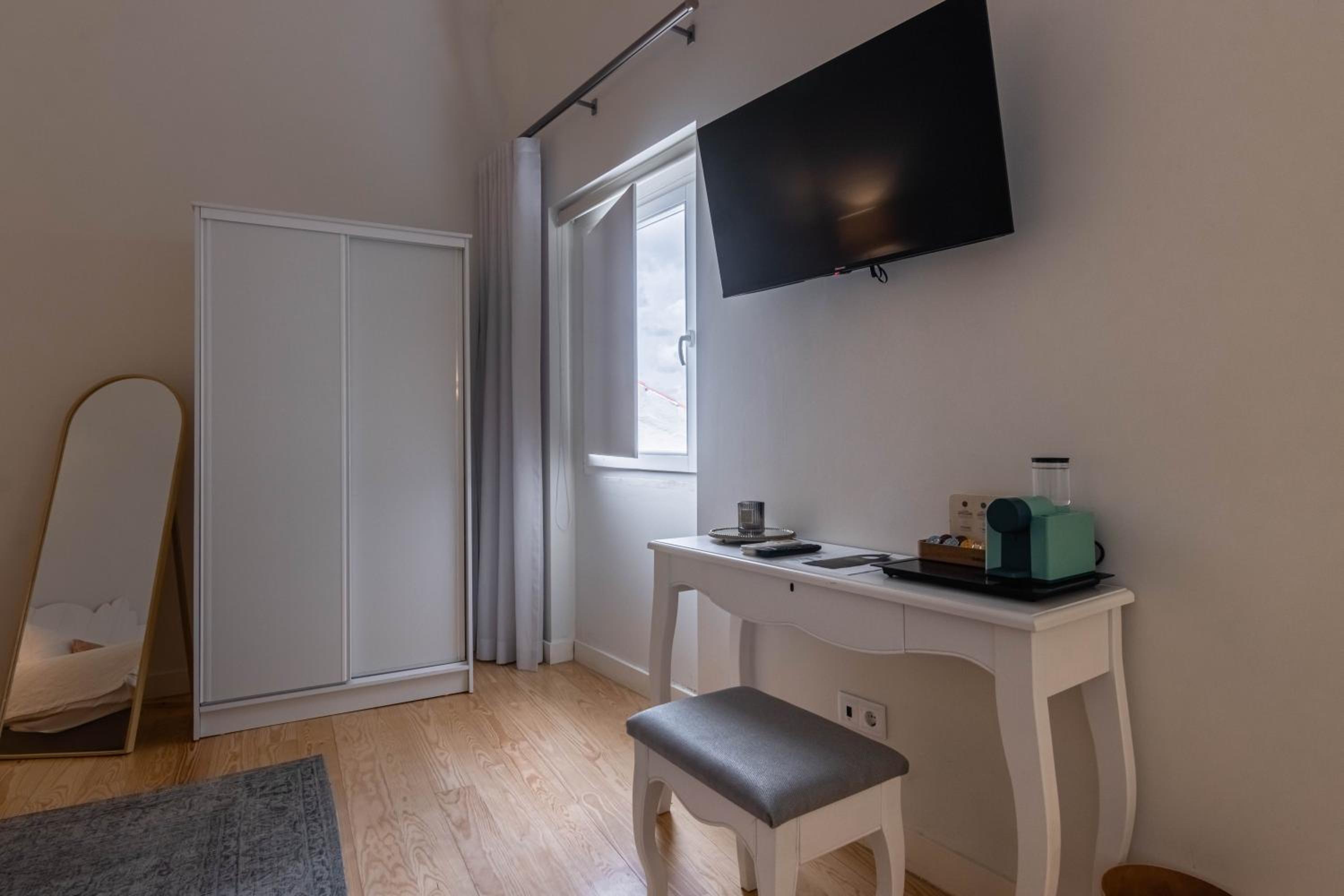Superior Double or Twin Room photo 2