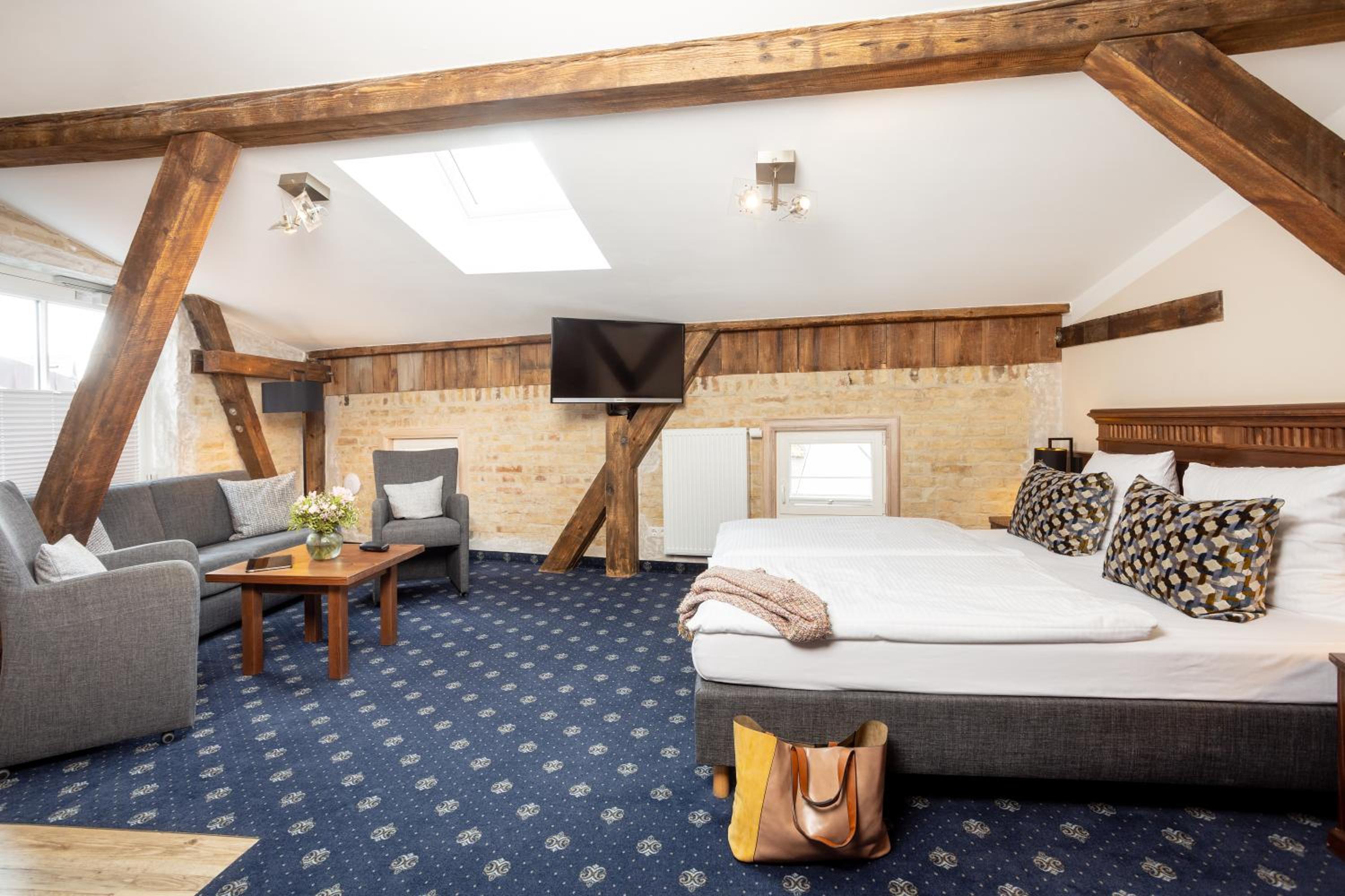 Deluxe Apartment