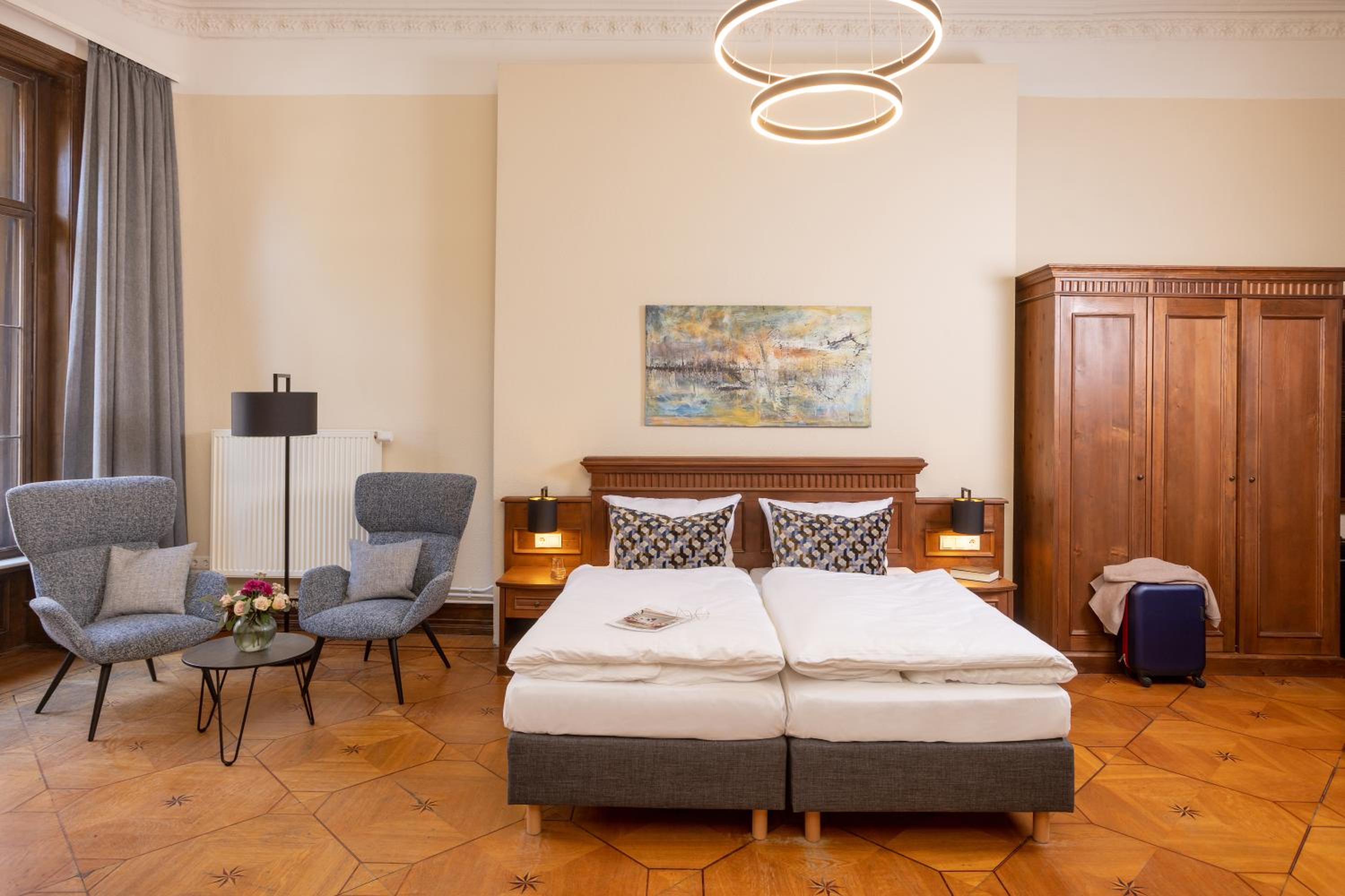 Deluxe Apartment