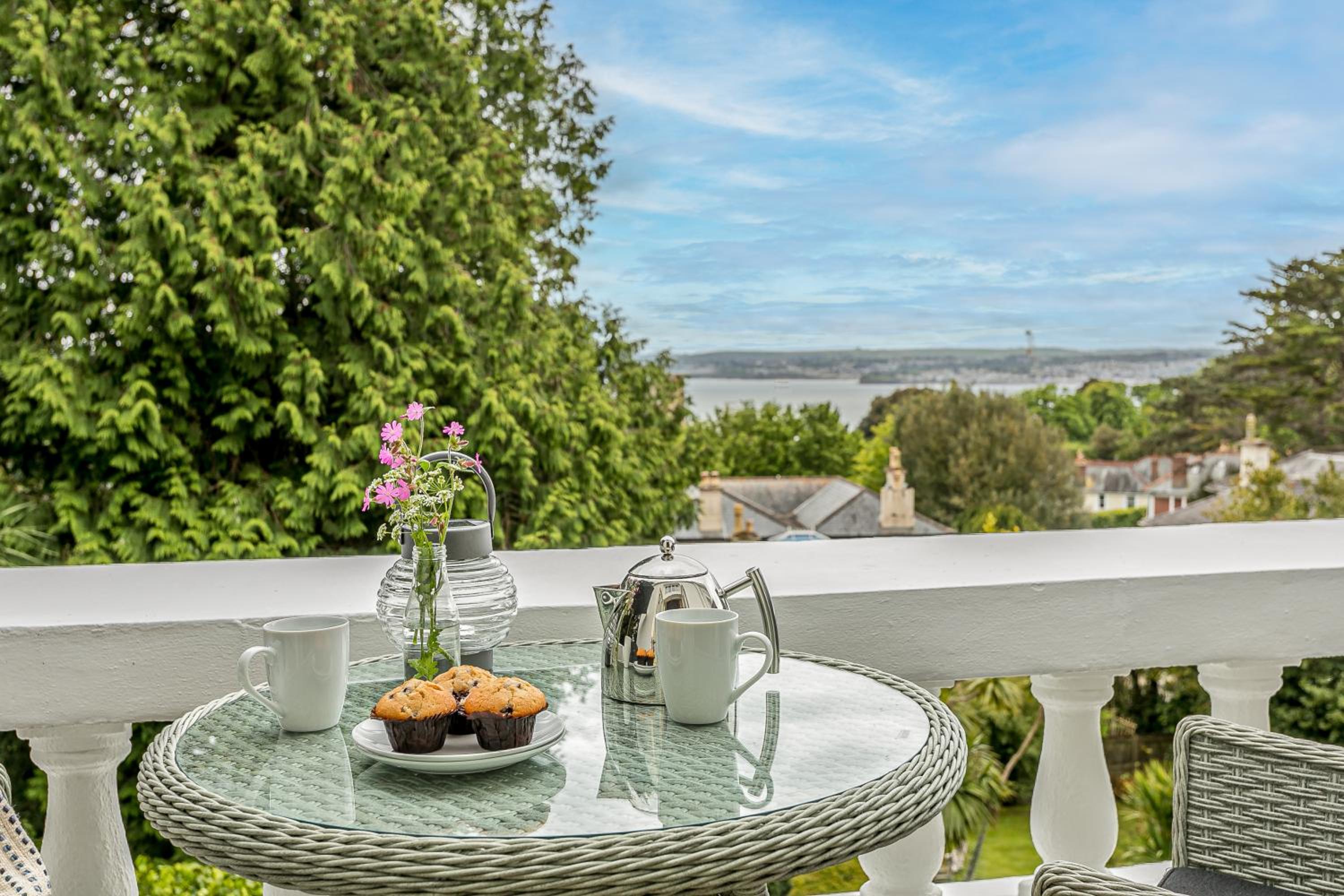 Apartment with Sea View - Photo 43