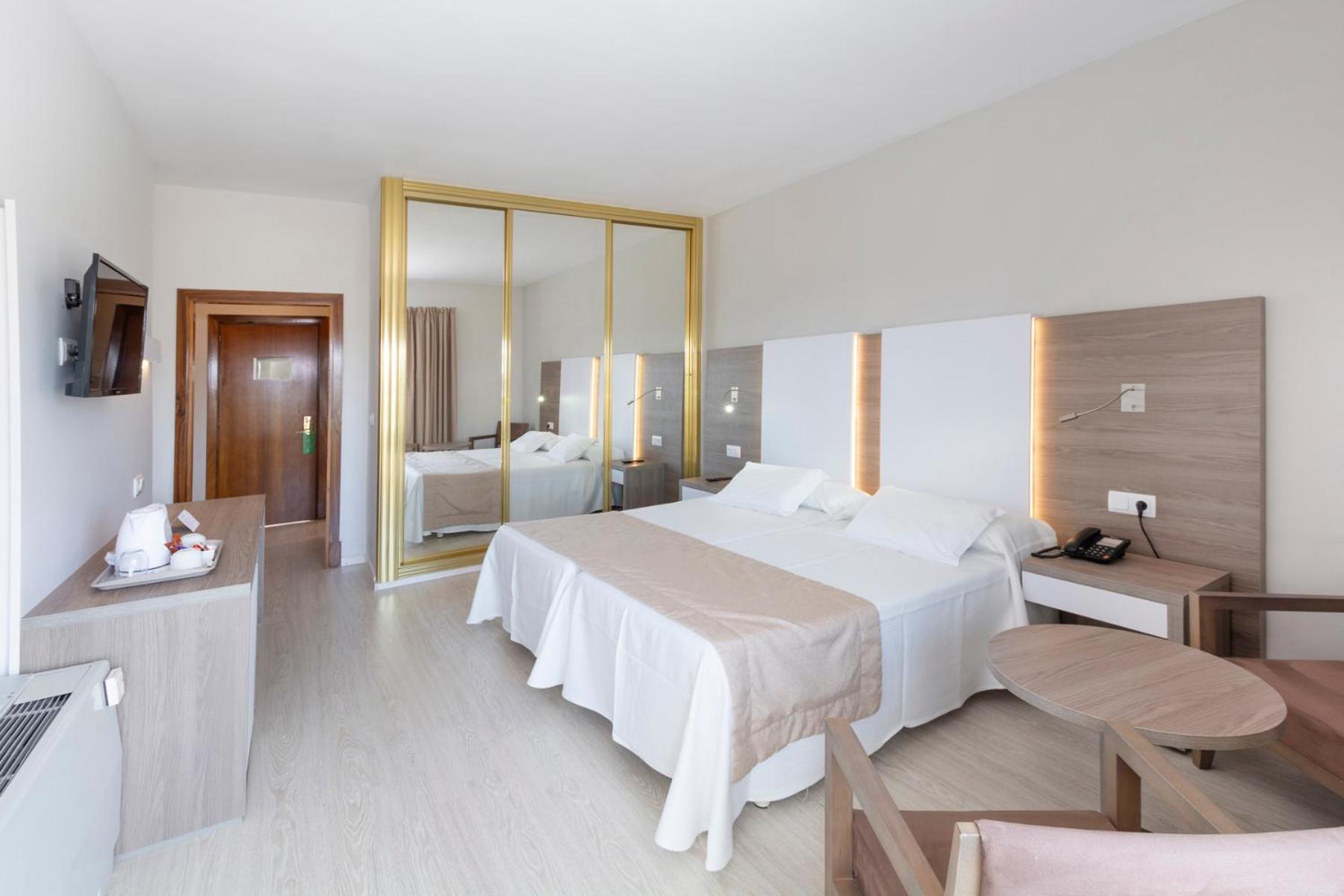 Habitación Doble con Vista al Mar