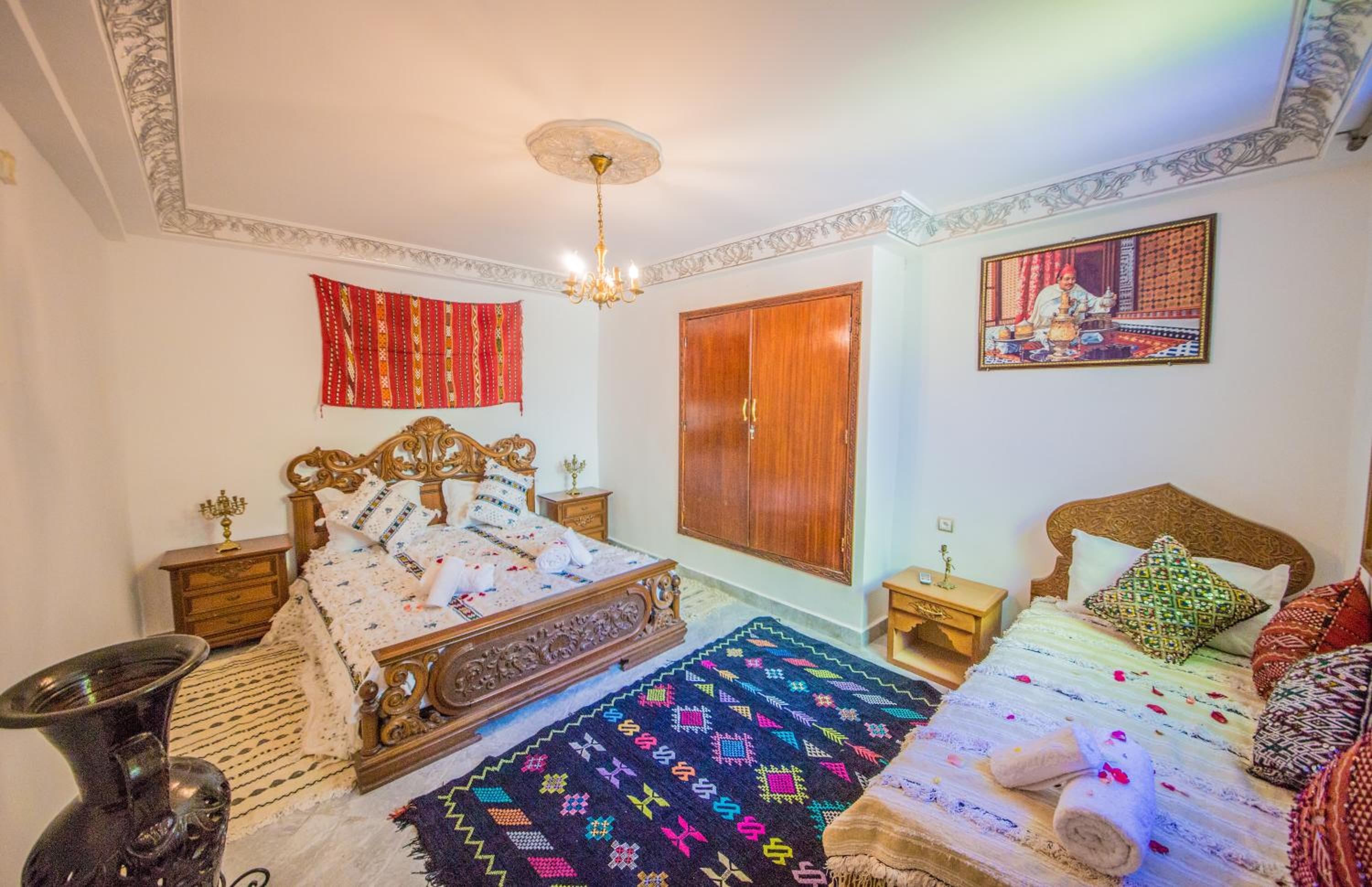 Three-Bedroom House - Photo 10