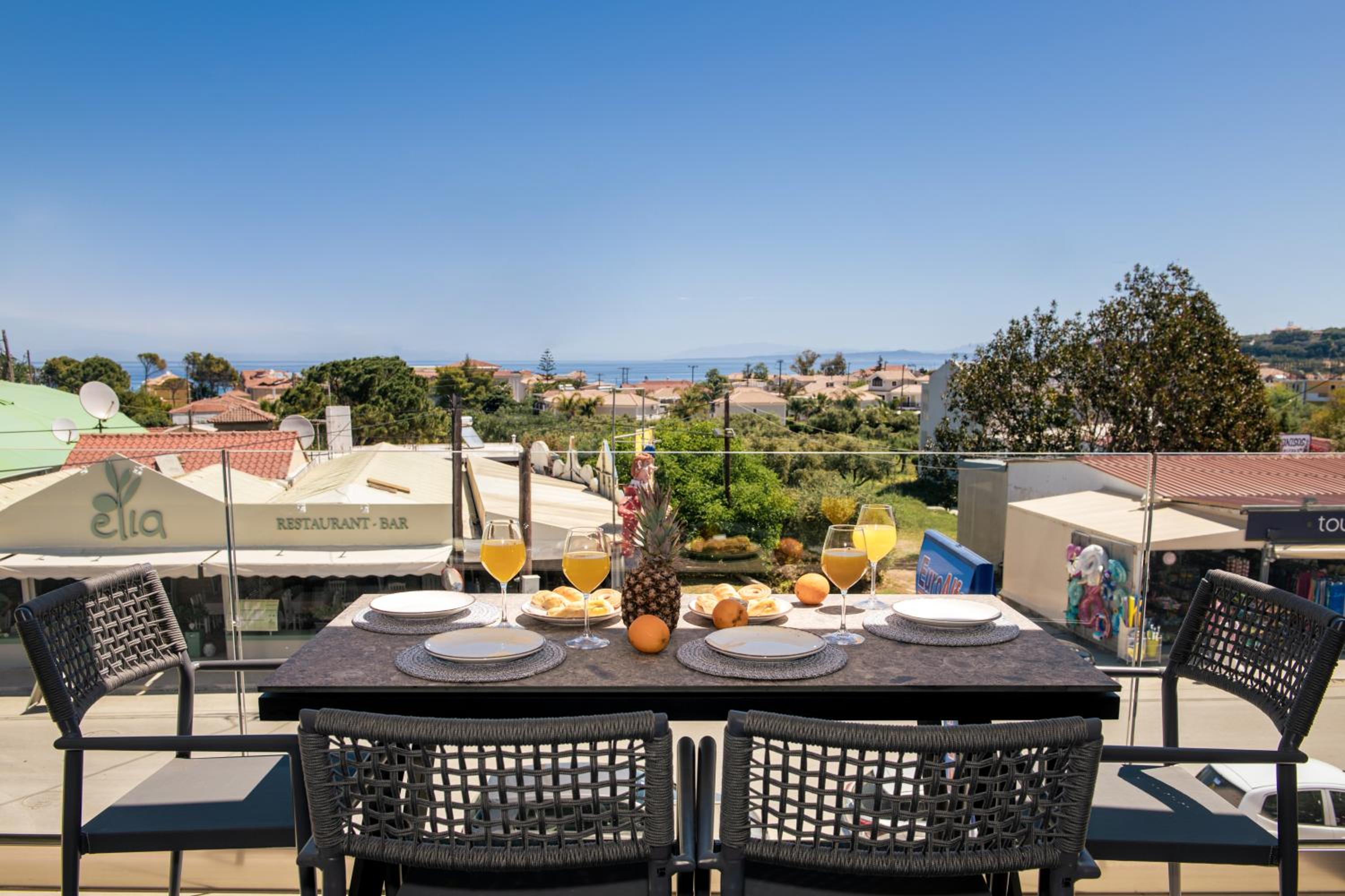 Apartment with Sea View photo 3