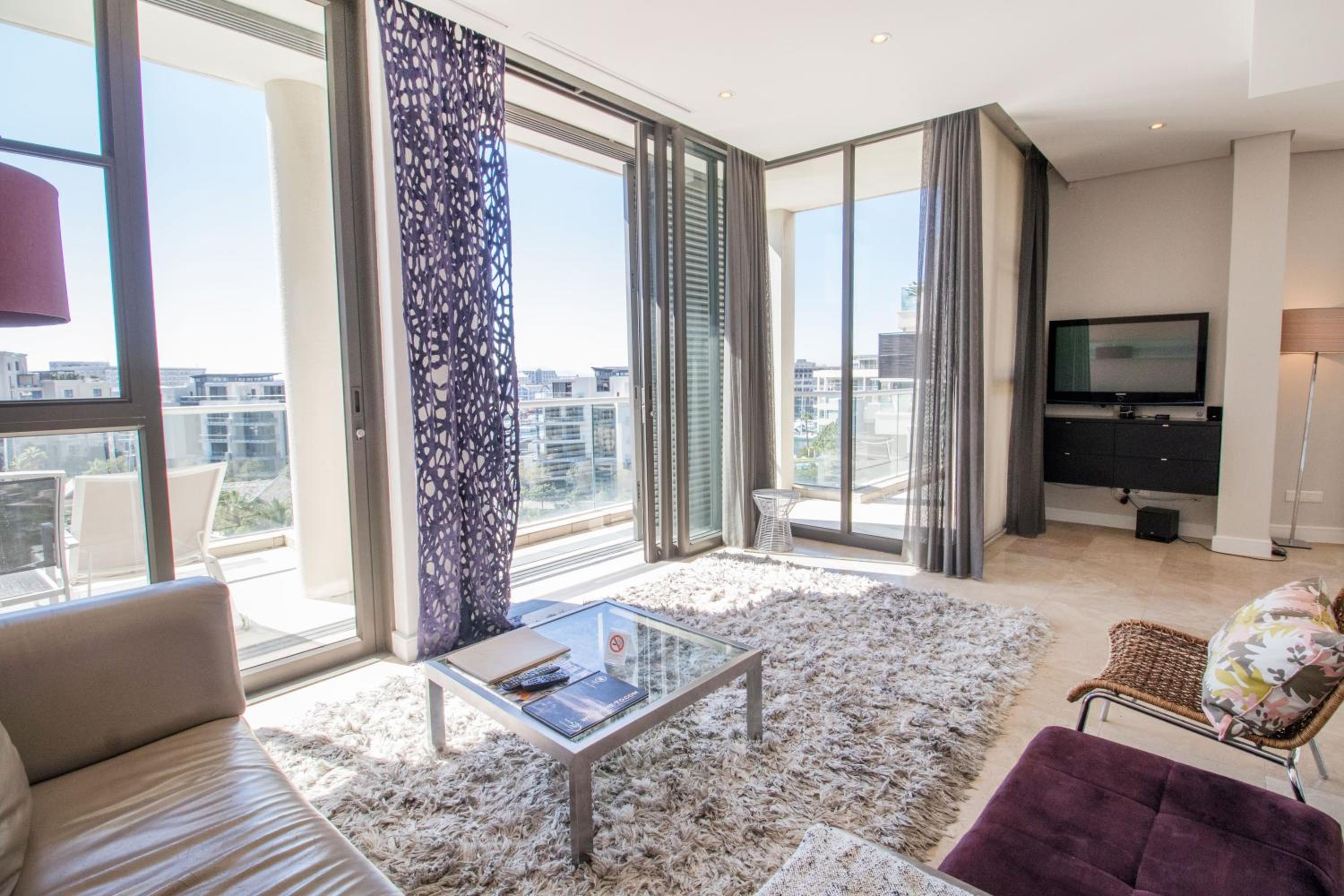 Superior Three-Bedroom Apartment