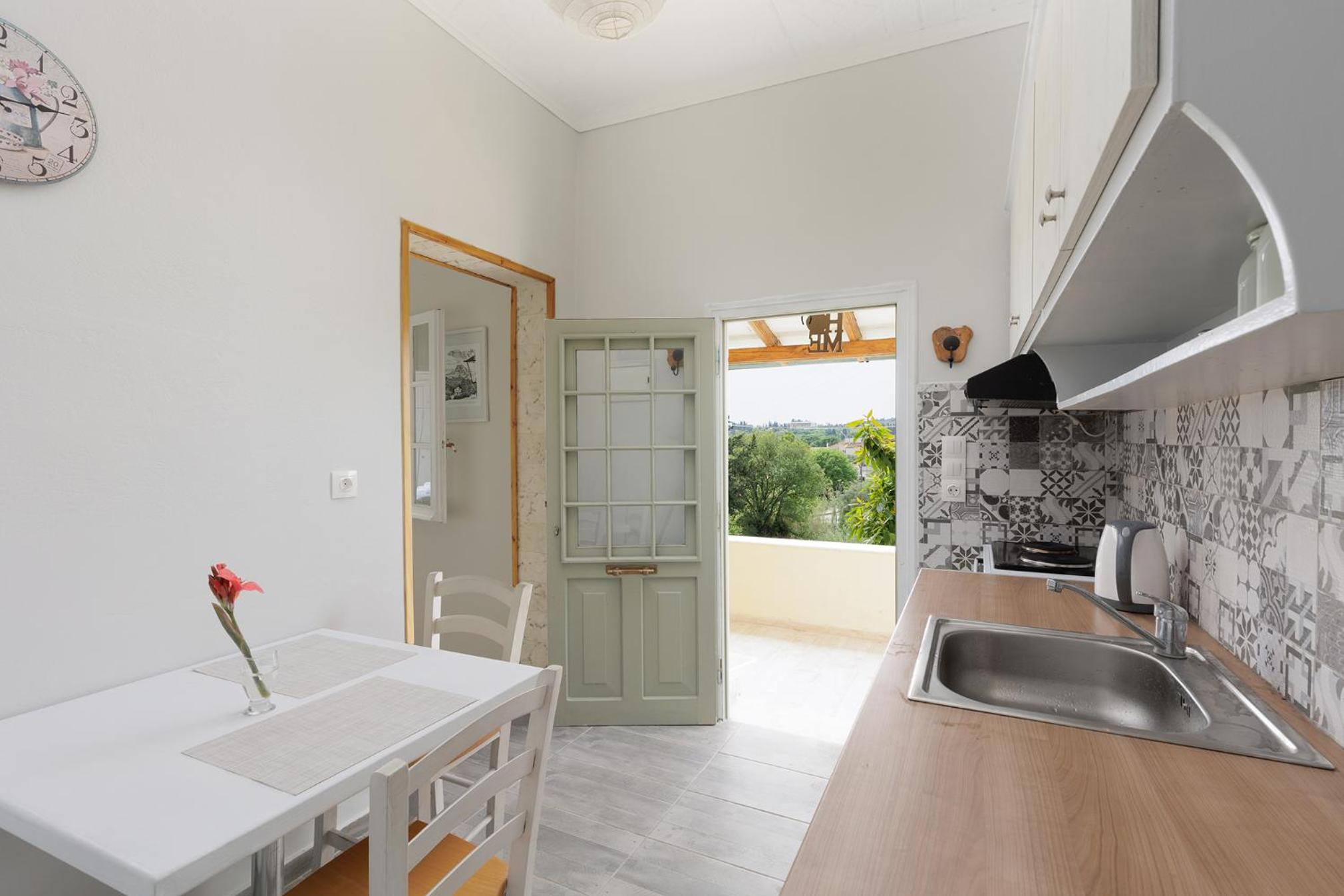 One-Bedroom House photo 2