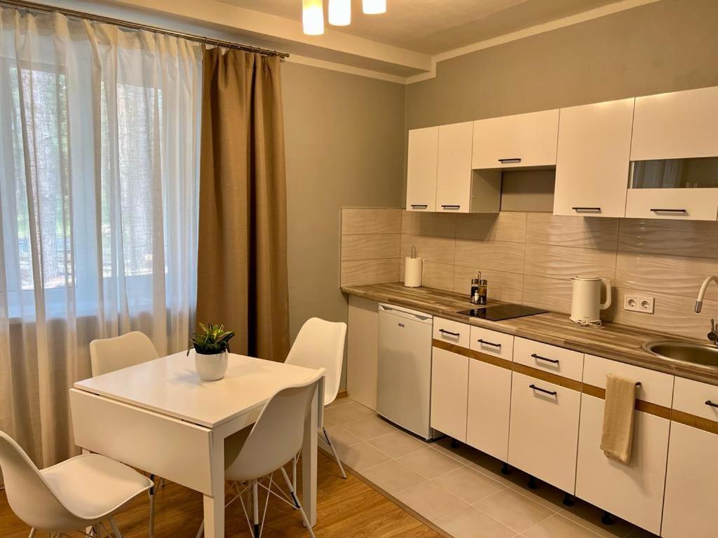 Family Room - Photo 1