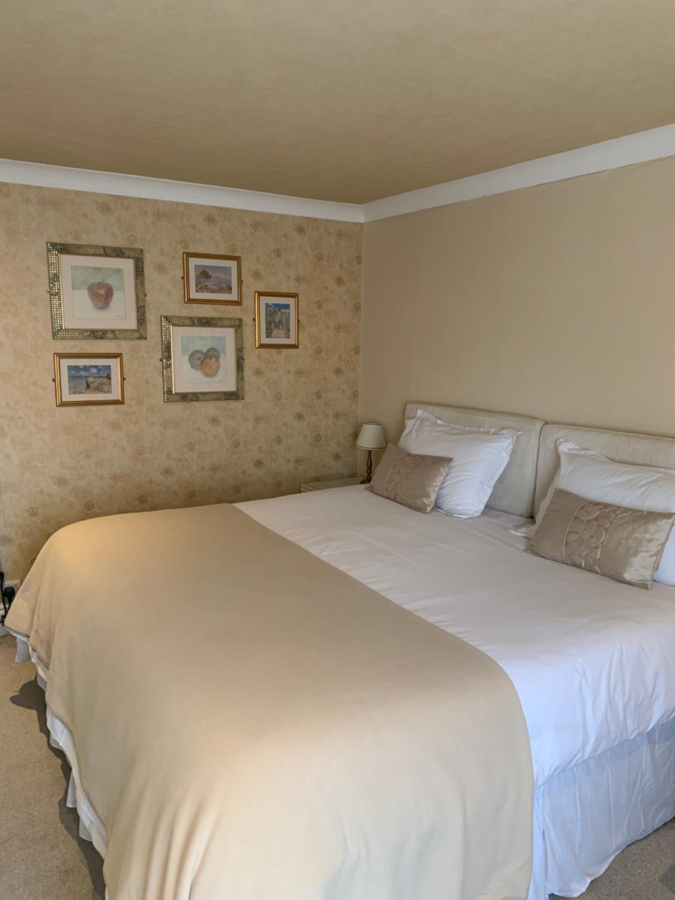 Double Room - Photo 19