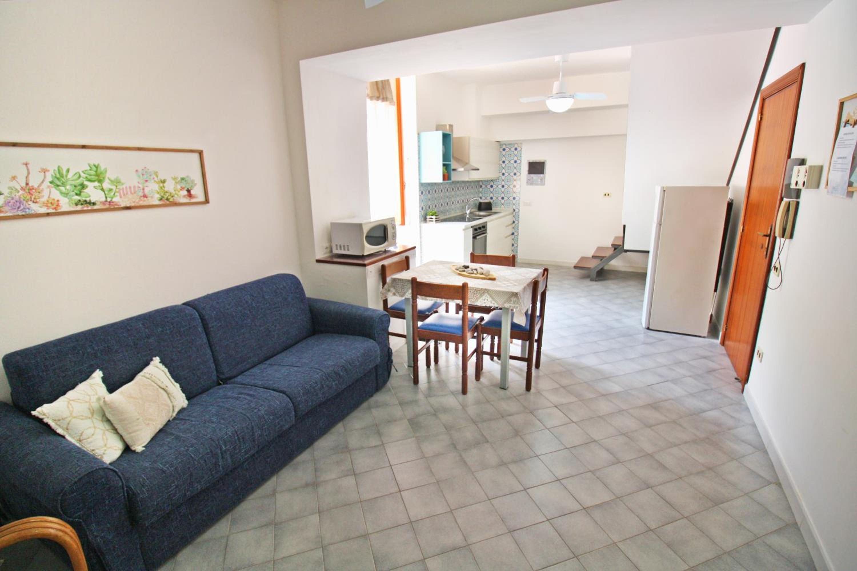 One-Bedroom Apartment - Split Level