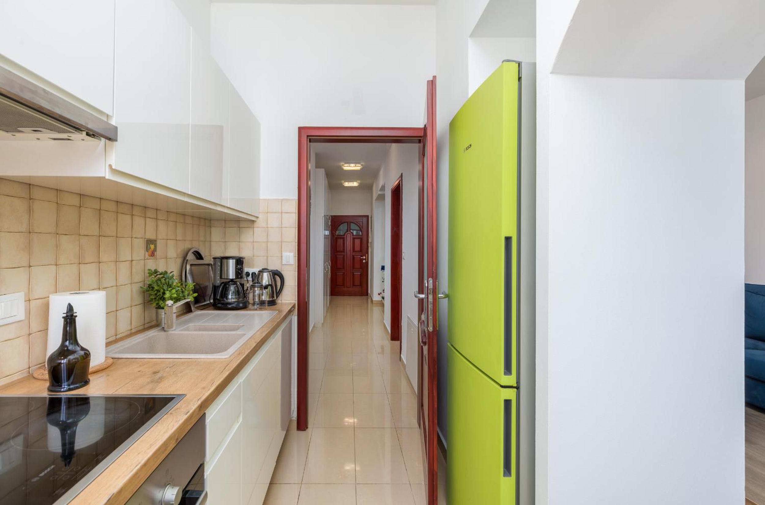 Three-Bedroom Apartment - Photo 13