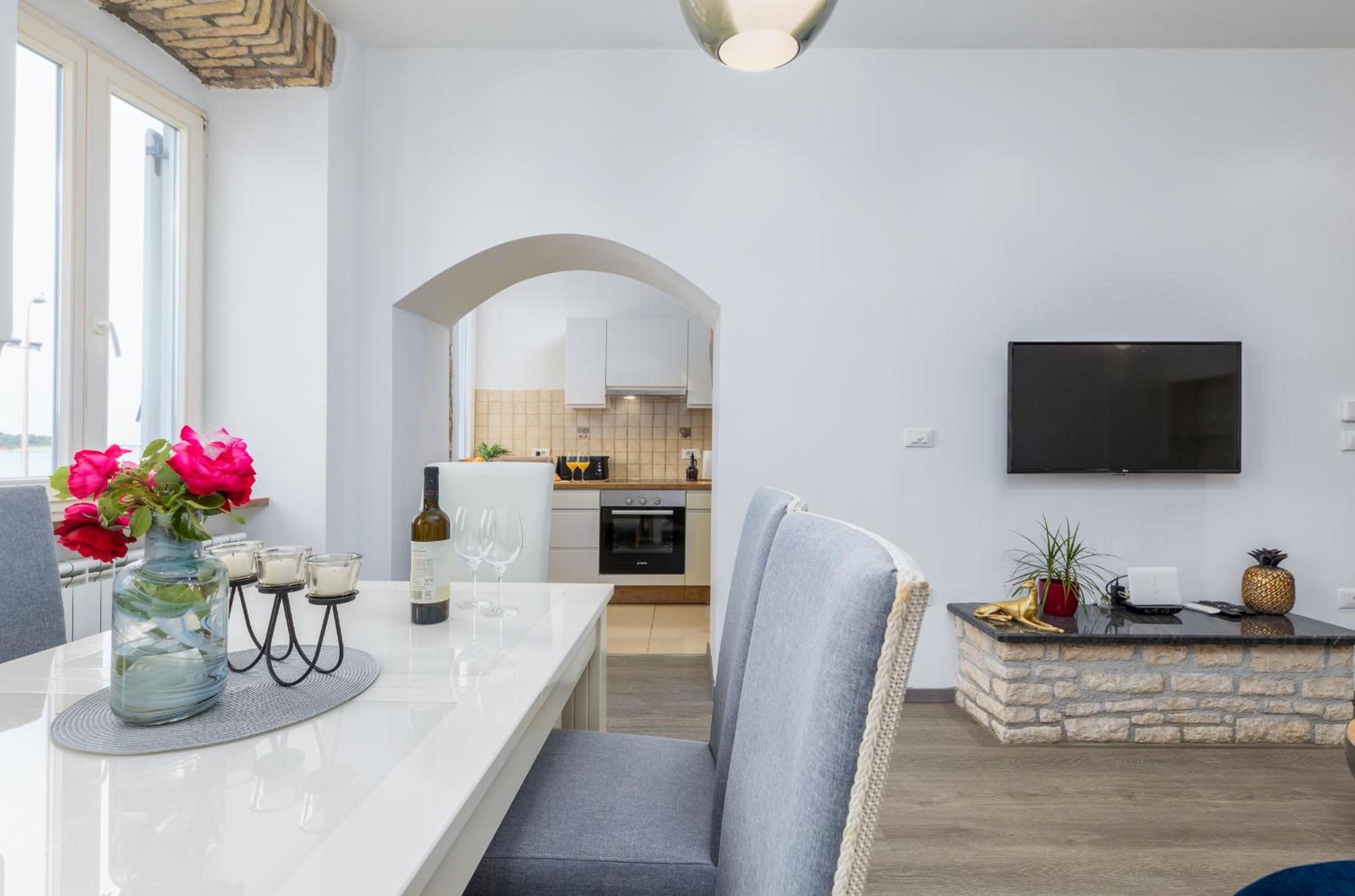Three-Bedroom Apartment - Photo 14