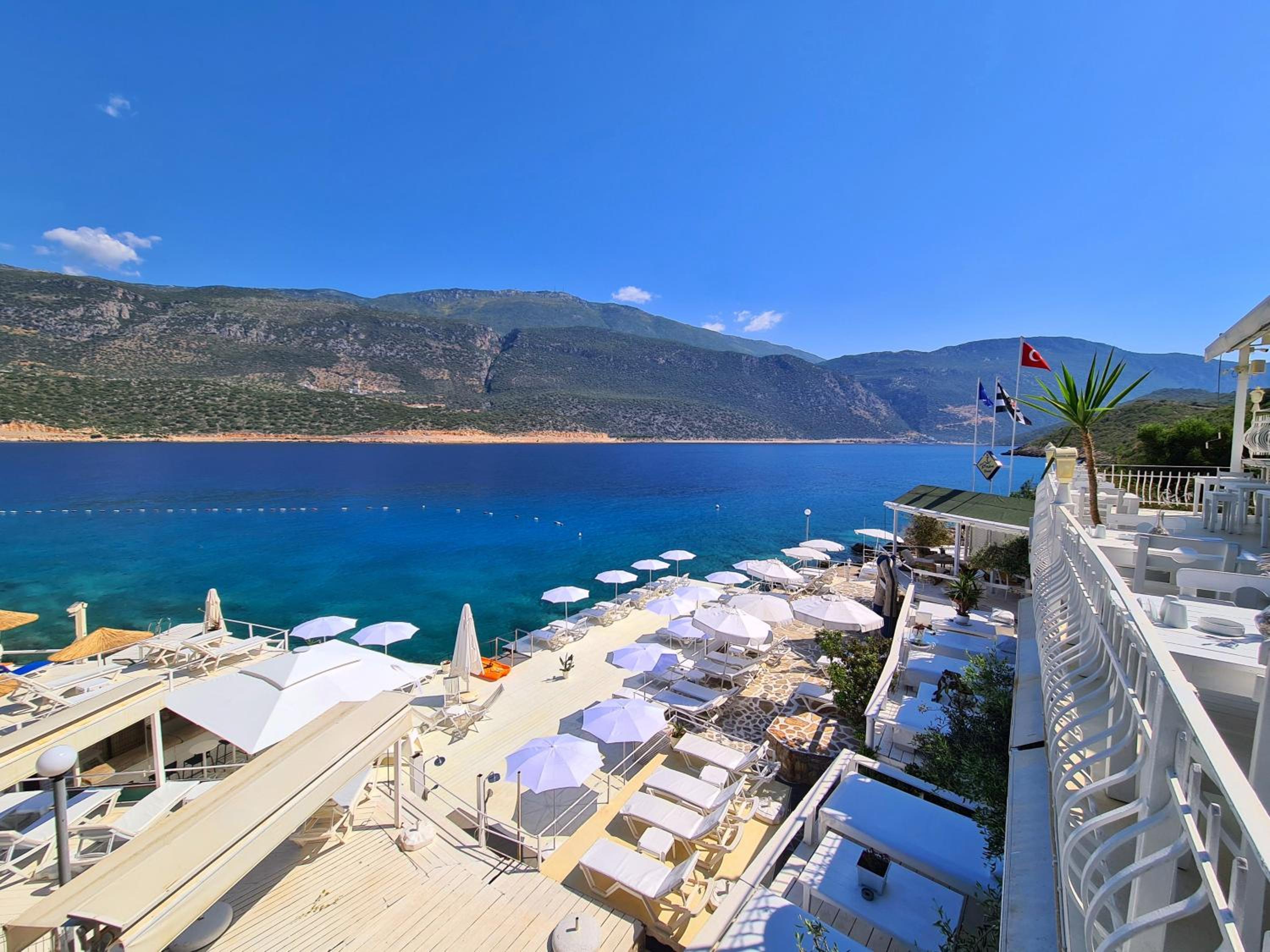 Double Room With Balcony And Sea View - Photo 3
