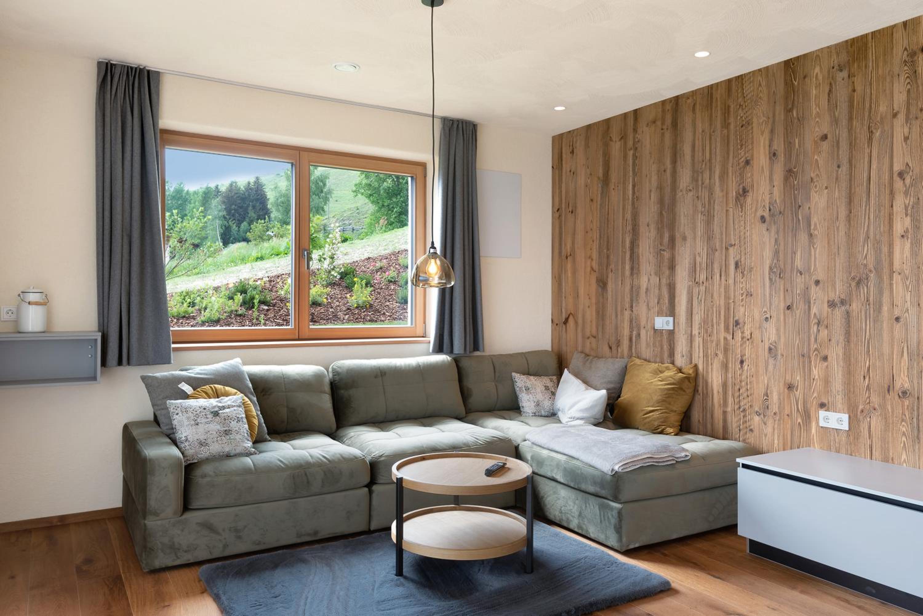 Two-Bedroom Deluxe Apartment with Garden View
