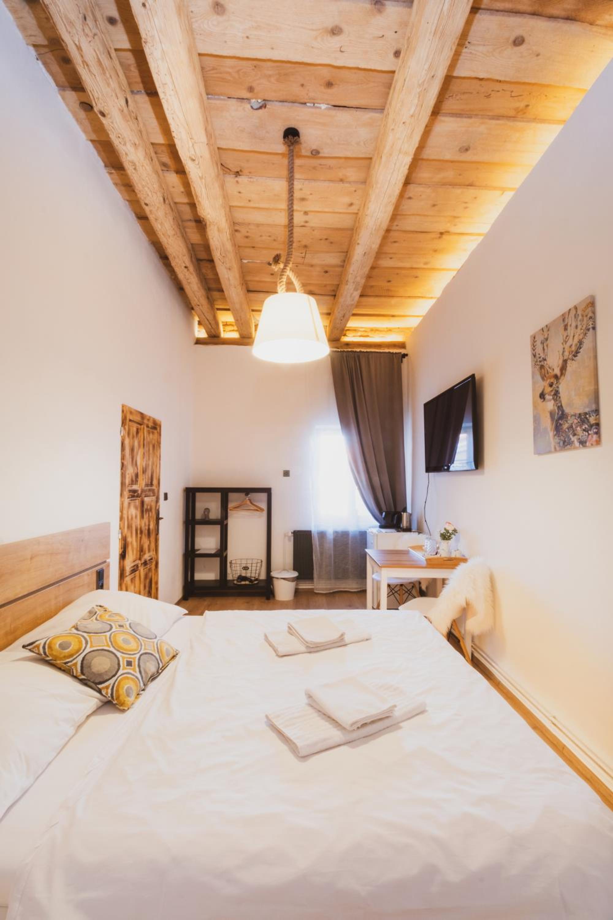 Double Room with Private Bathroom photo 3