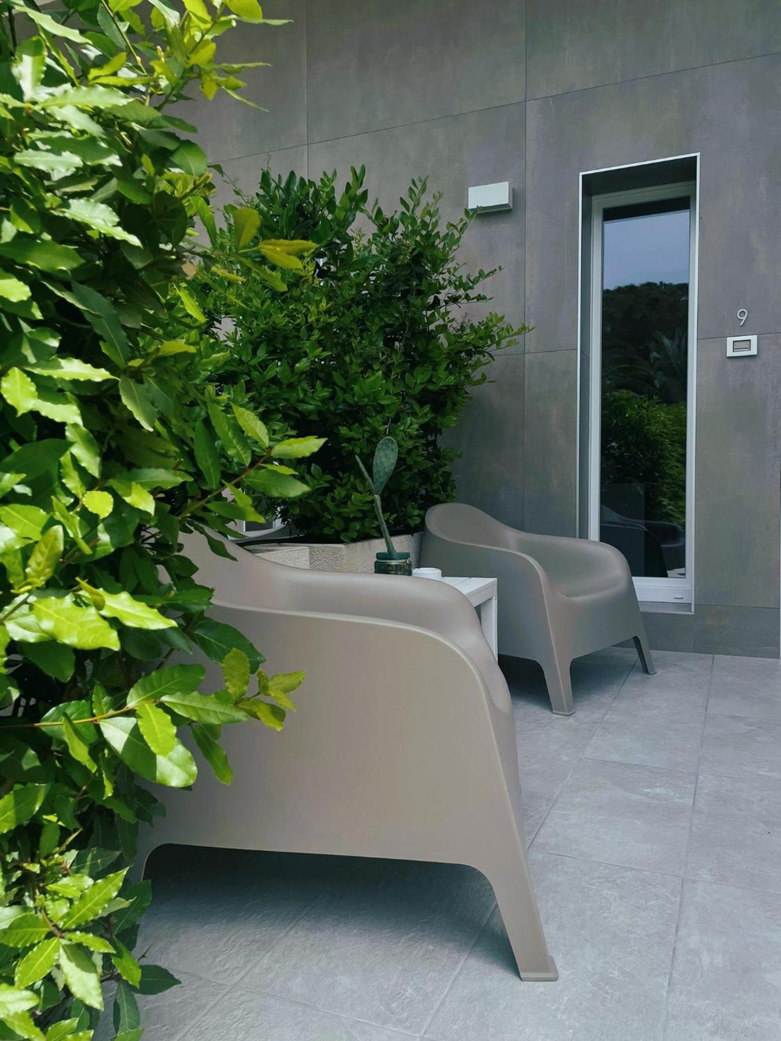 Double Room with Garden View - Photo 11