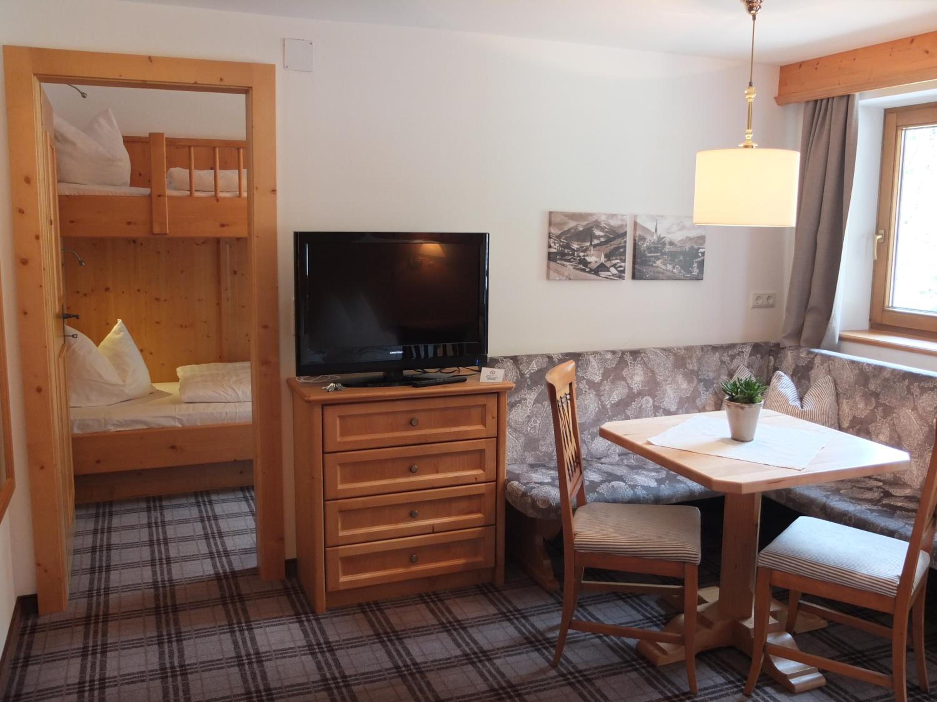 Family Suite photo 3