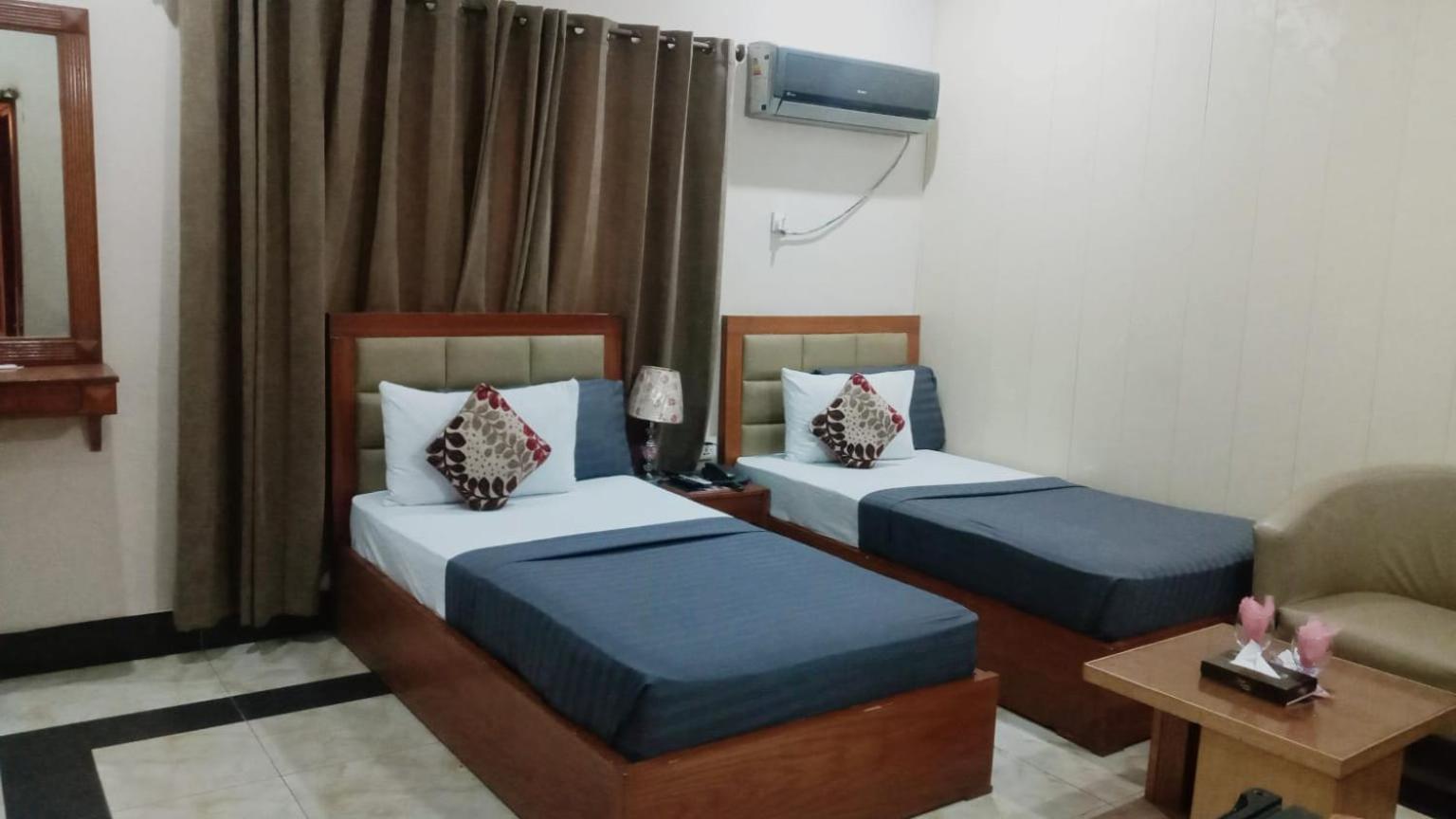 Deluxe Twin Room