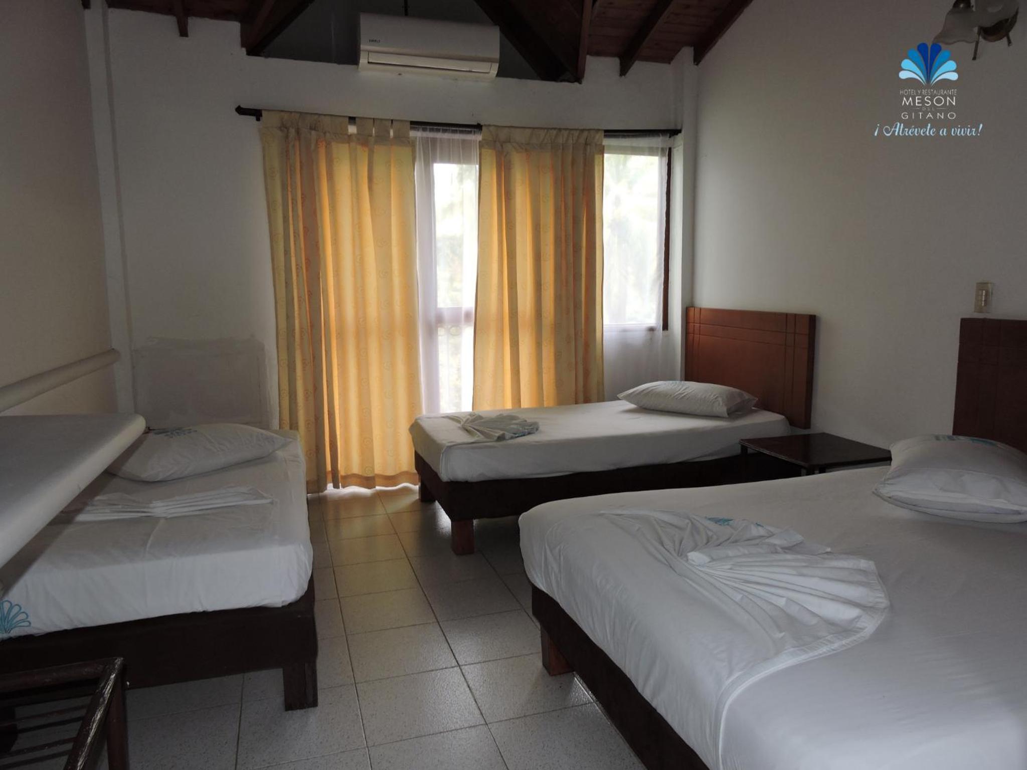 Quadruple Room with Garden View photo 2