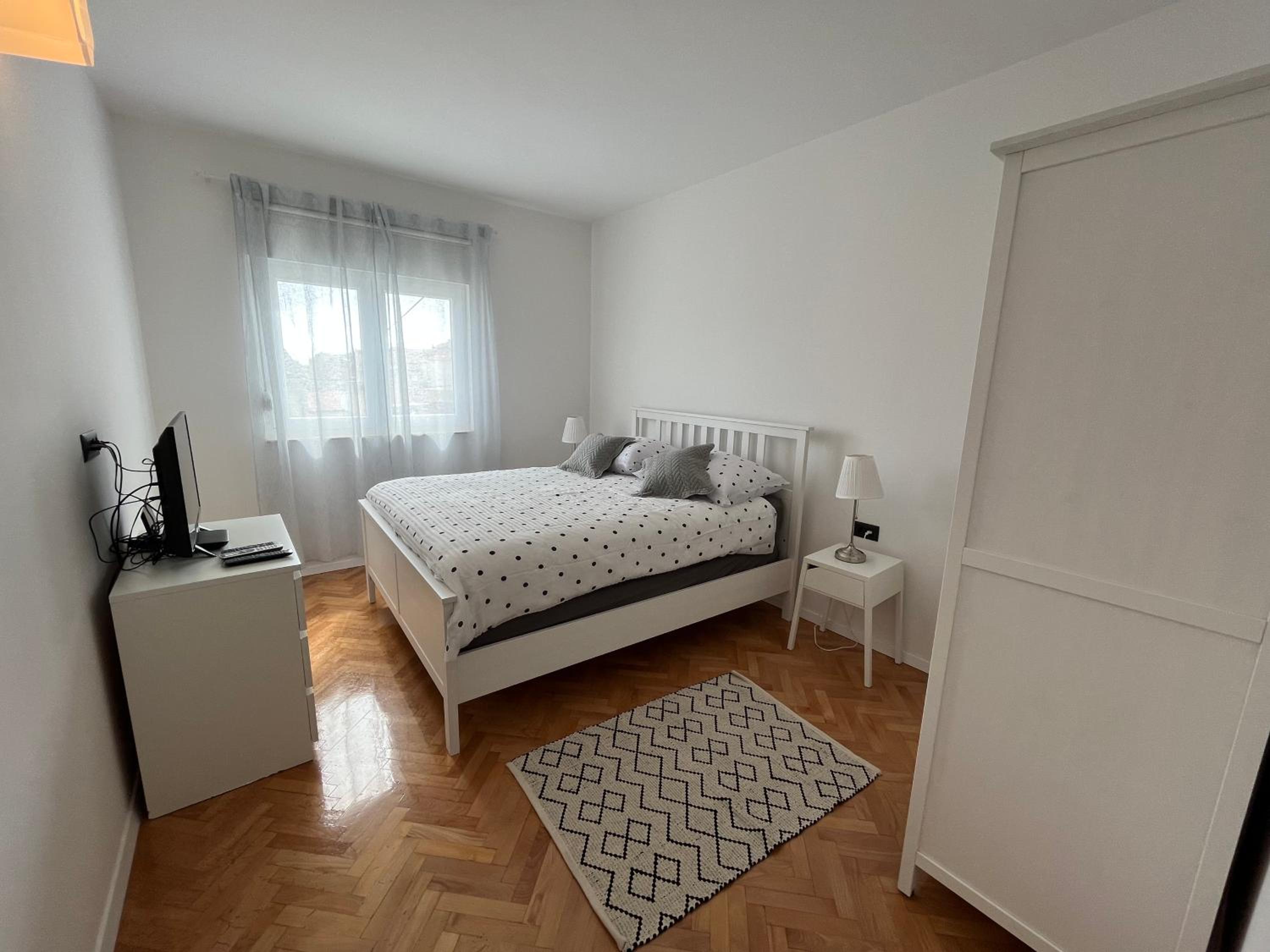 Deluxe Apartment - Photo 5