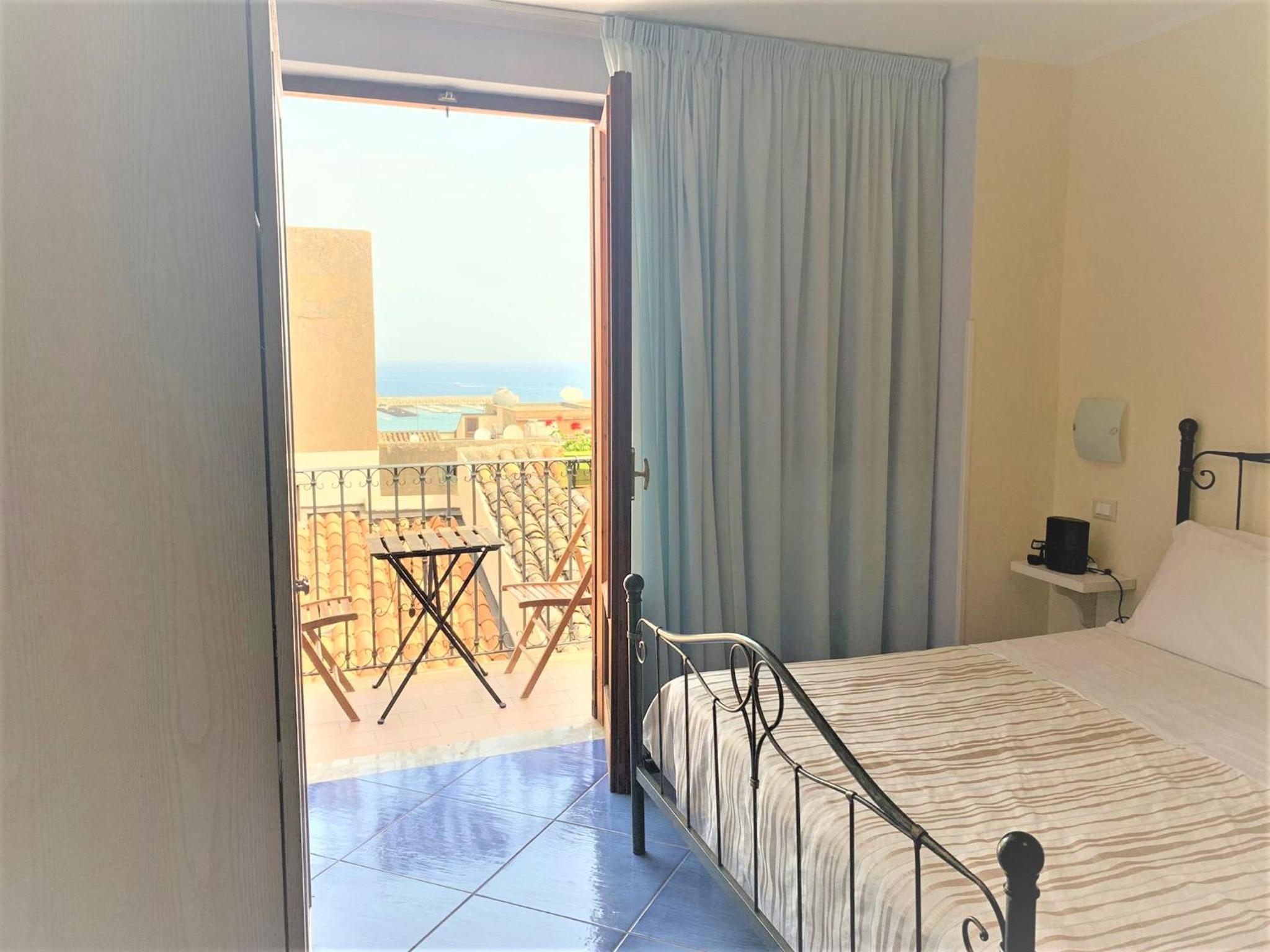 Quadruple Room with Balcony
