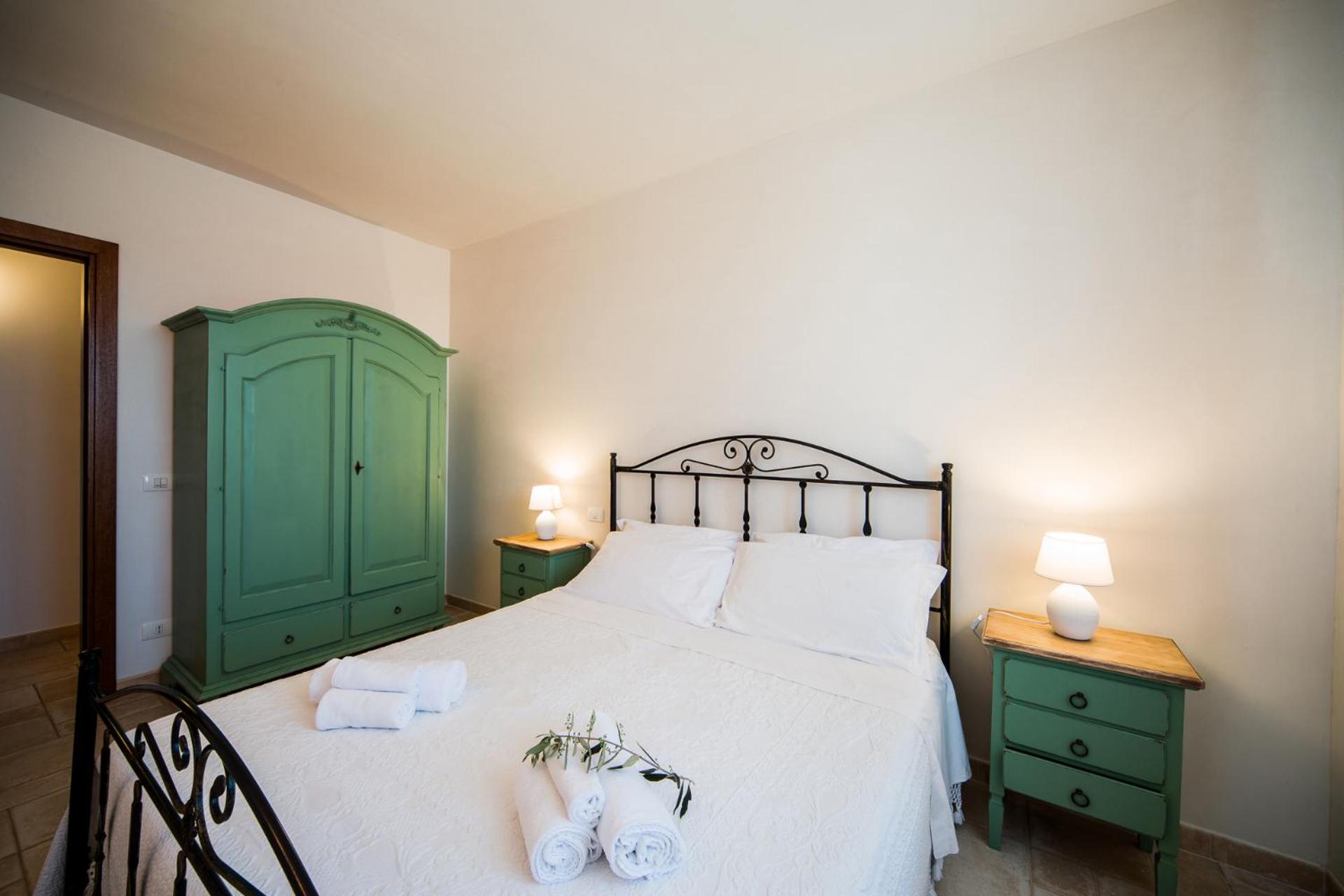 Two-Bedroom Suite - Photo 7