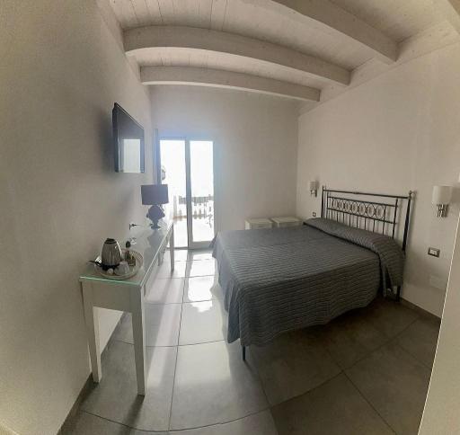 Deluxe Double Room with Terrace and Sea View - Beach Package