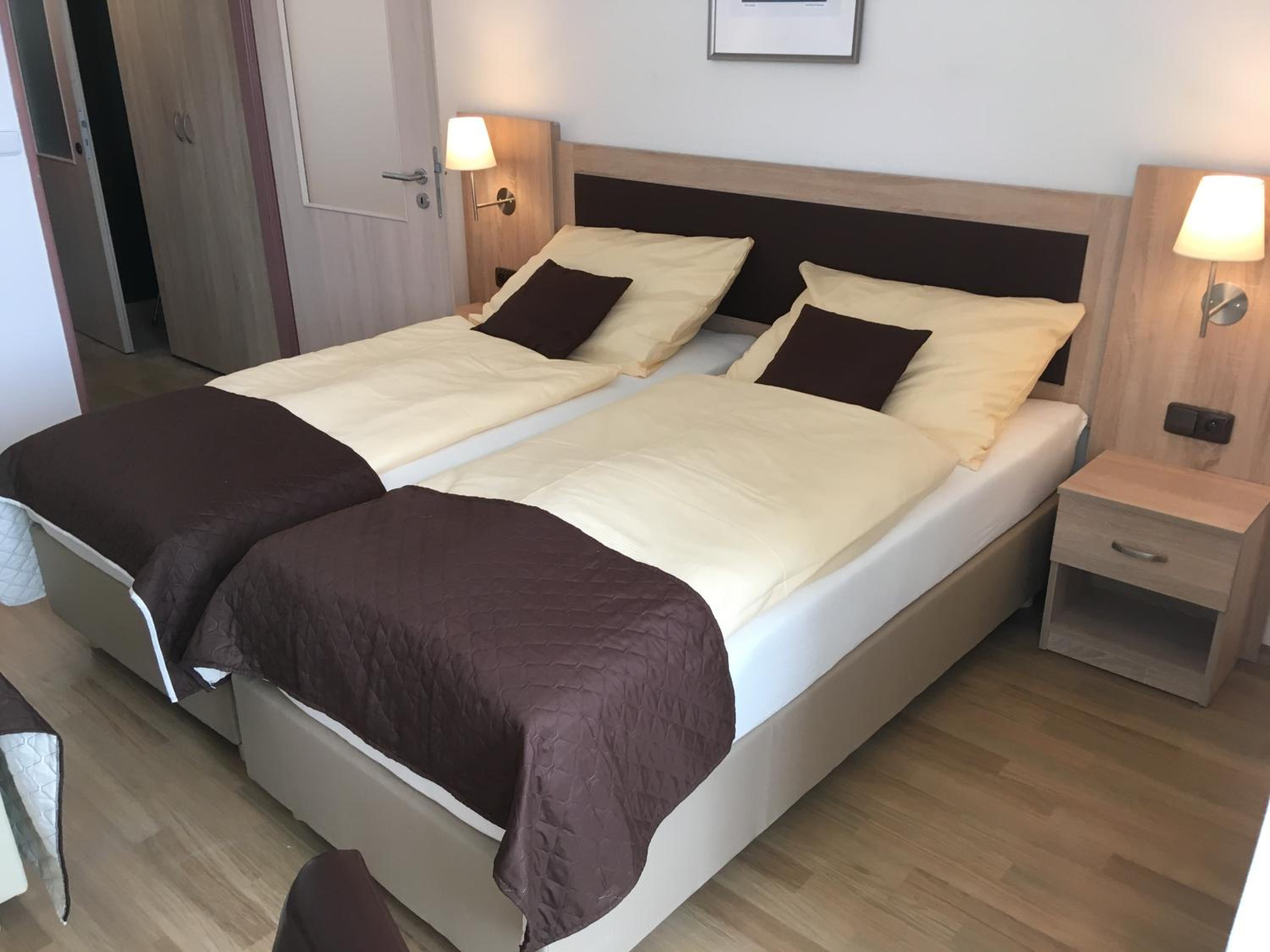 Double or Twin Room photo 1