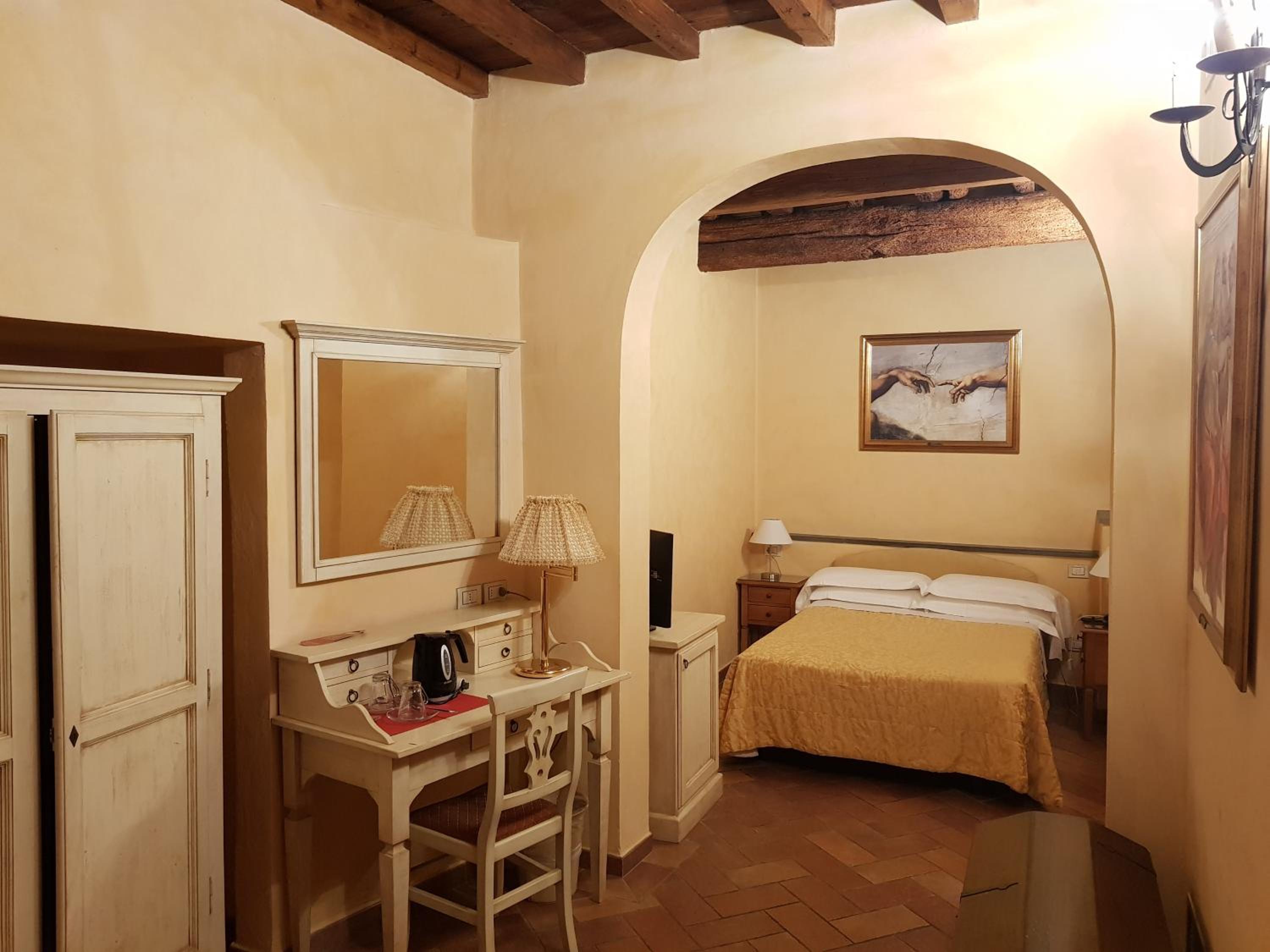 Small Economy Double Room - Photo 7