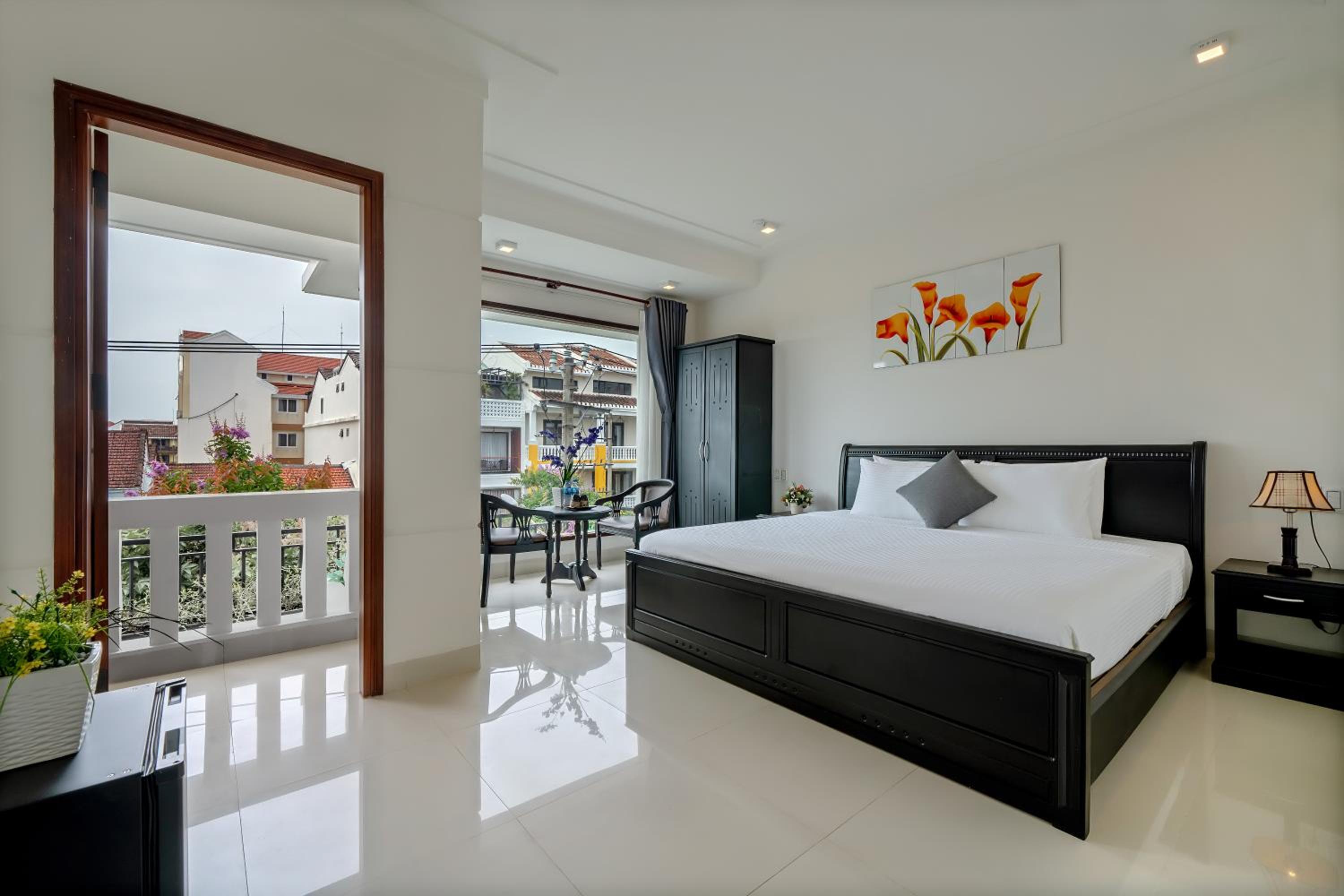 Deluxe Double Room With Balcony