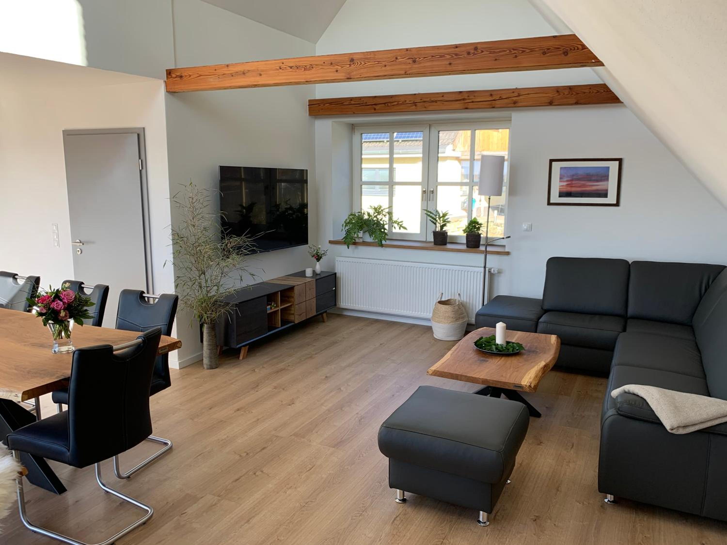 Three-Bedroom Apartment photo 1