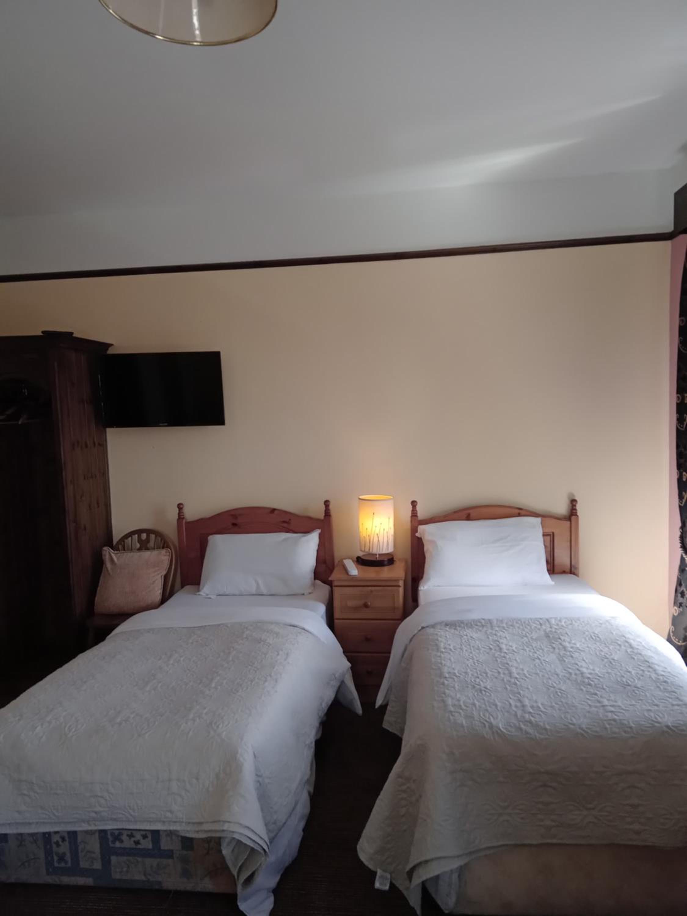 Double or Twin Room photo 2