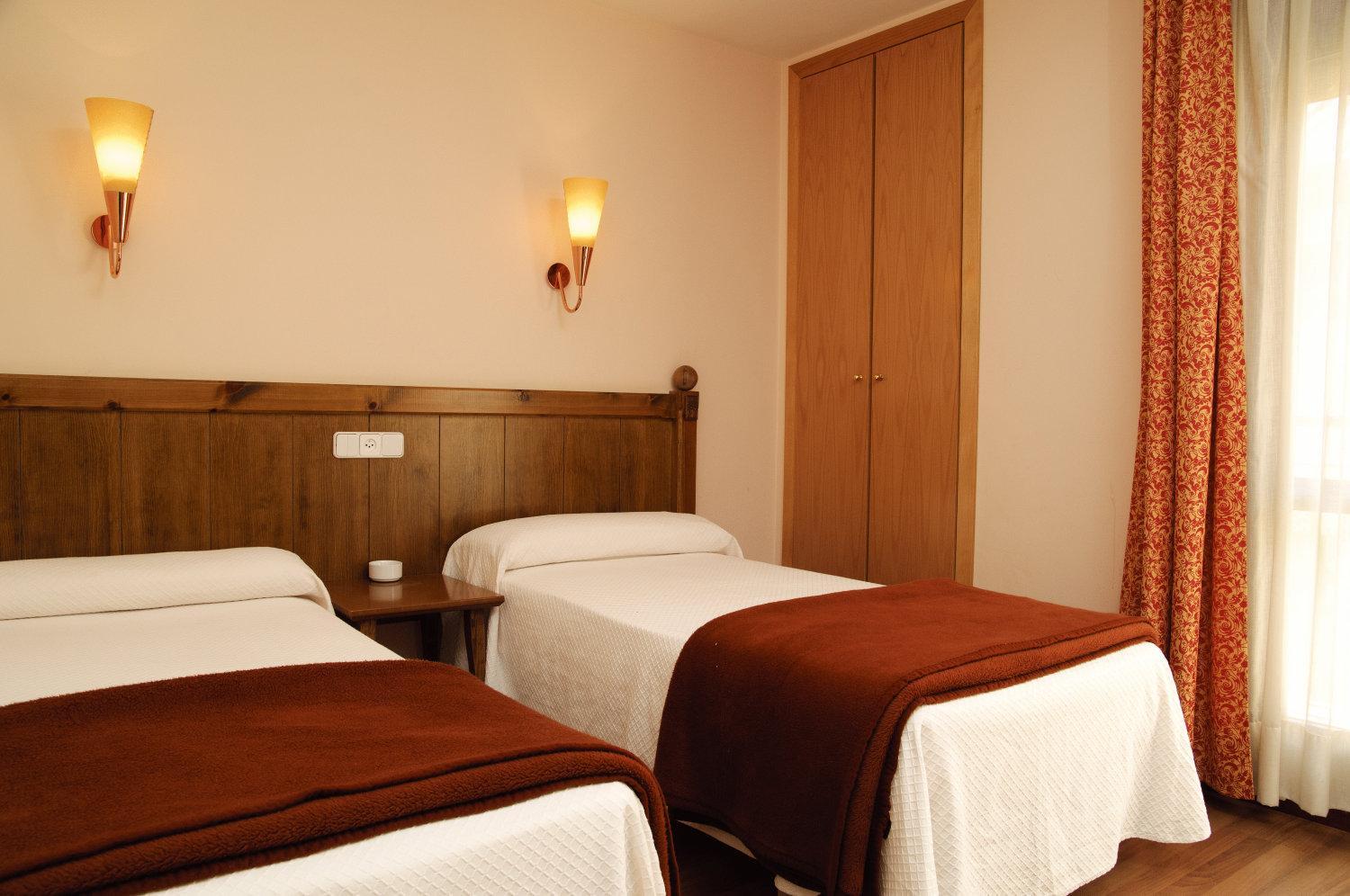 Superior Double or Twin Room photo 3