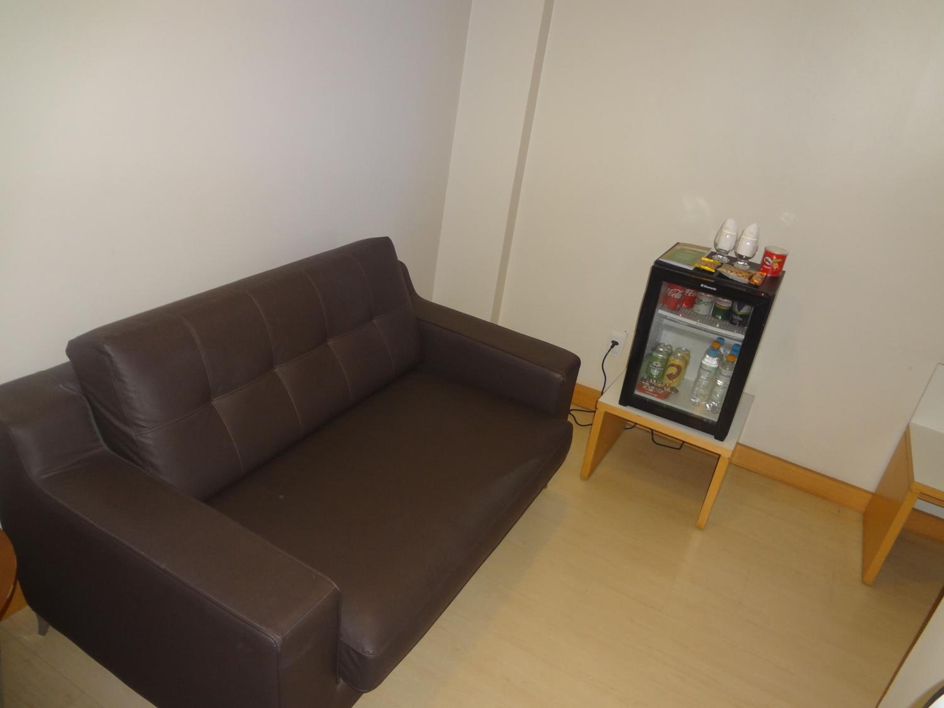 Suite - Photo 3