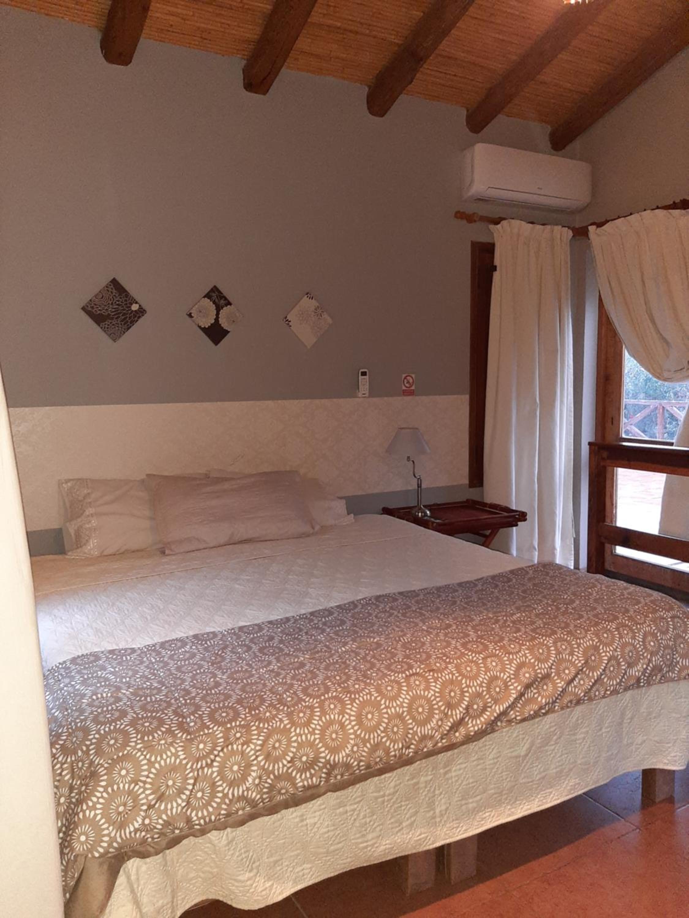 Deluxe Double or Twin Room with Mountain View