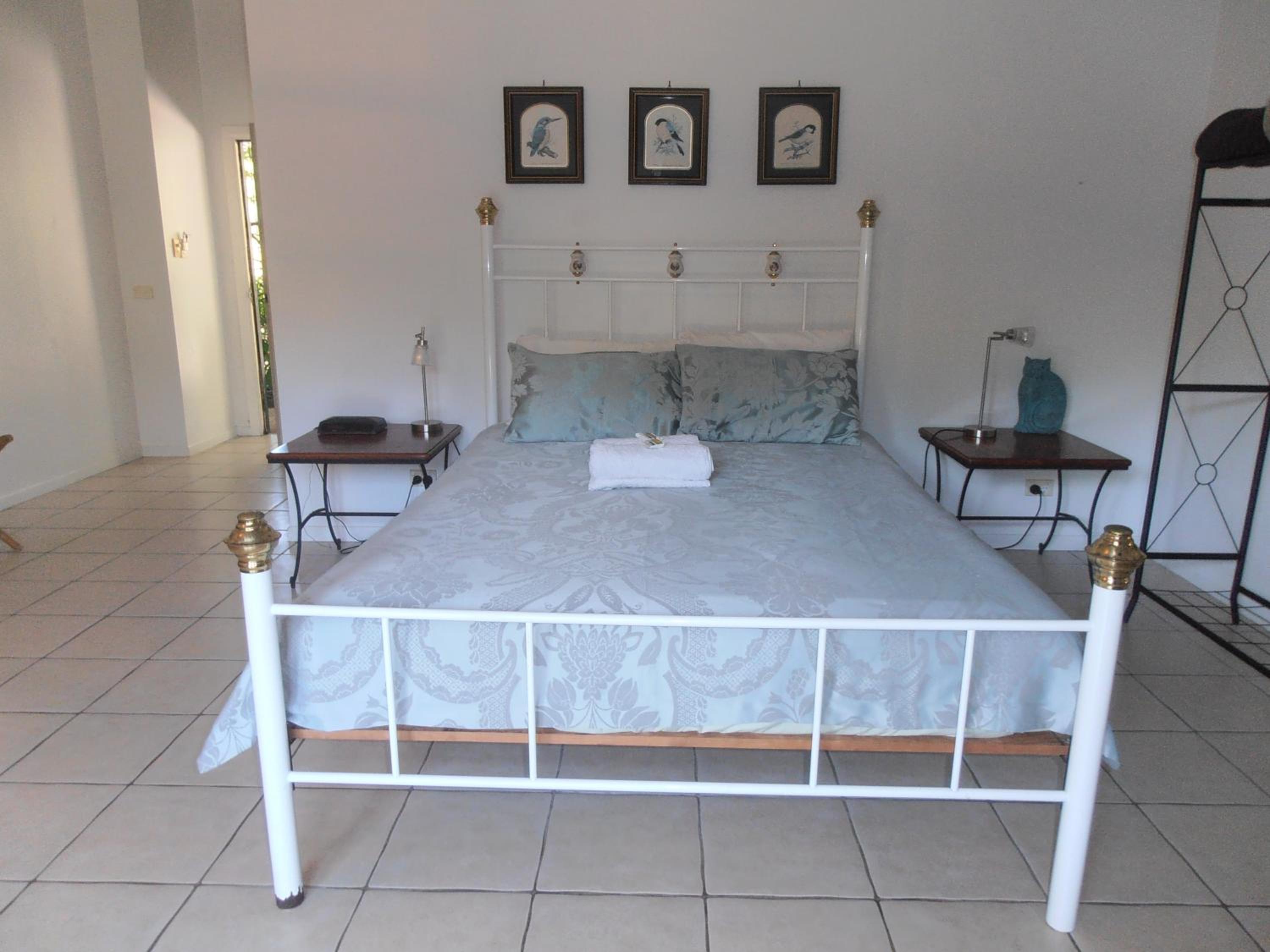 Sunbird Room with Pool View and Shared Bathroom Facilities photo 1