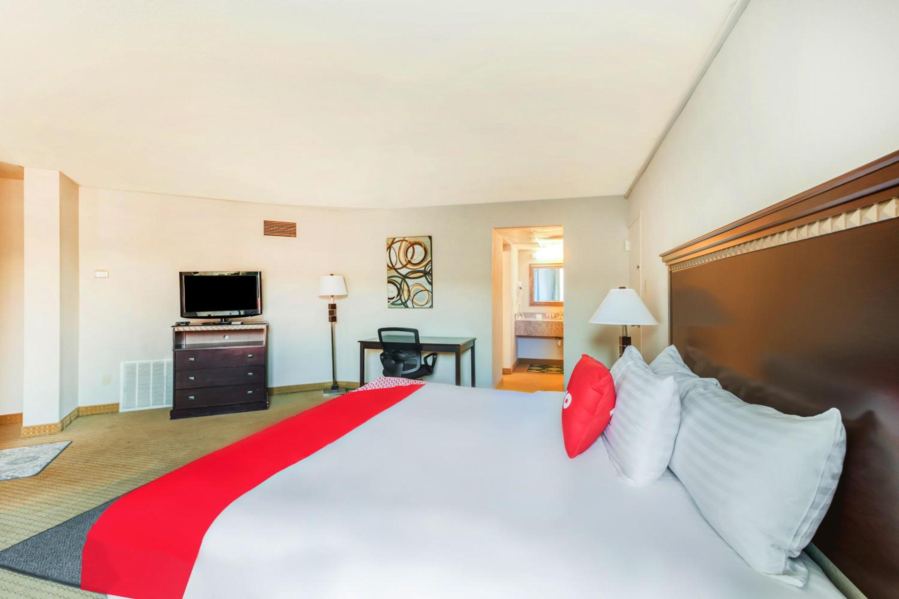 King Room With Pool View photo 2