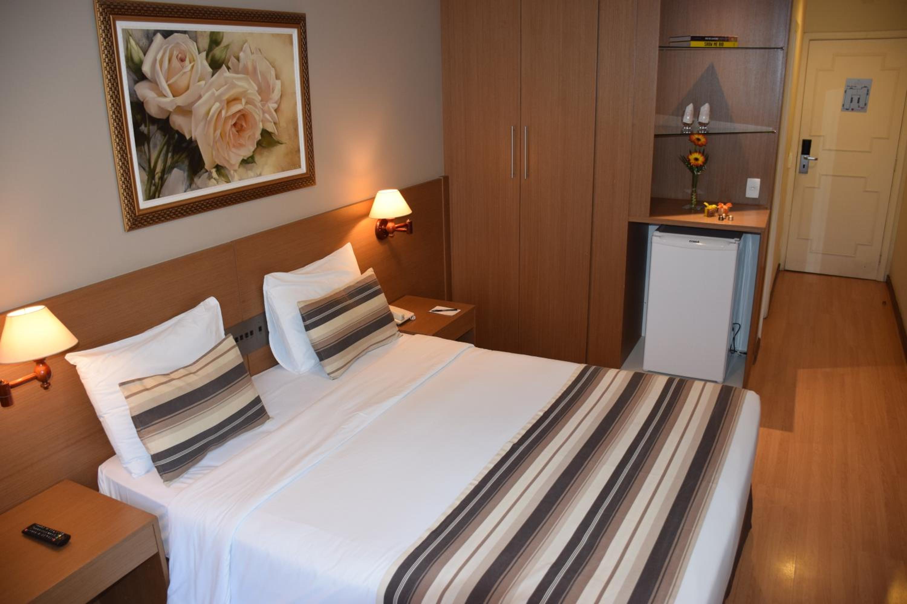 Standard Double Room - Photo 3
