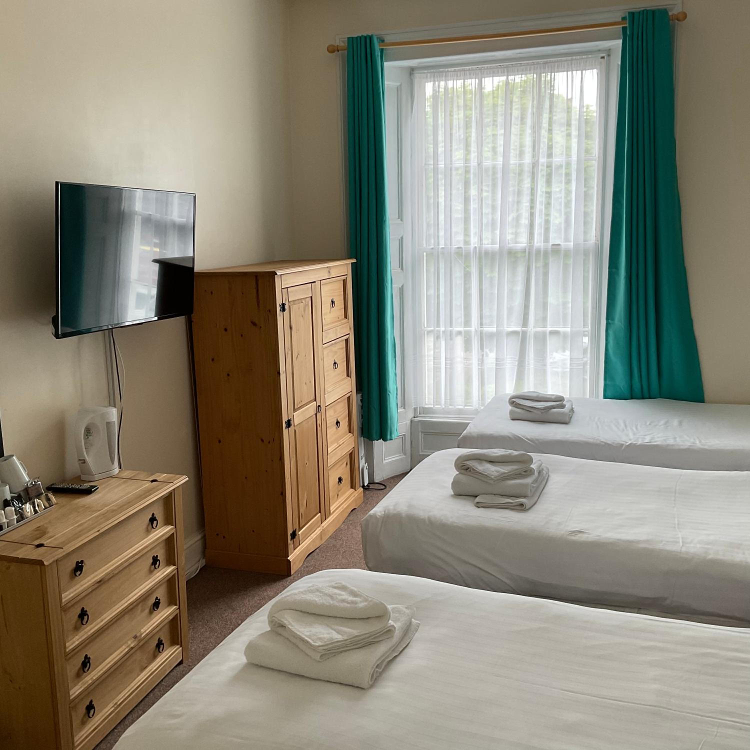 Standard Triple Room photo 3