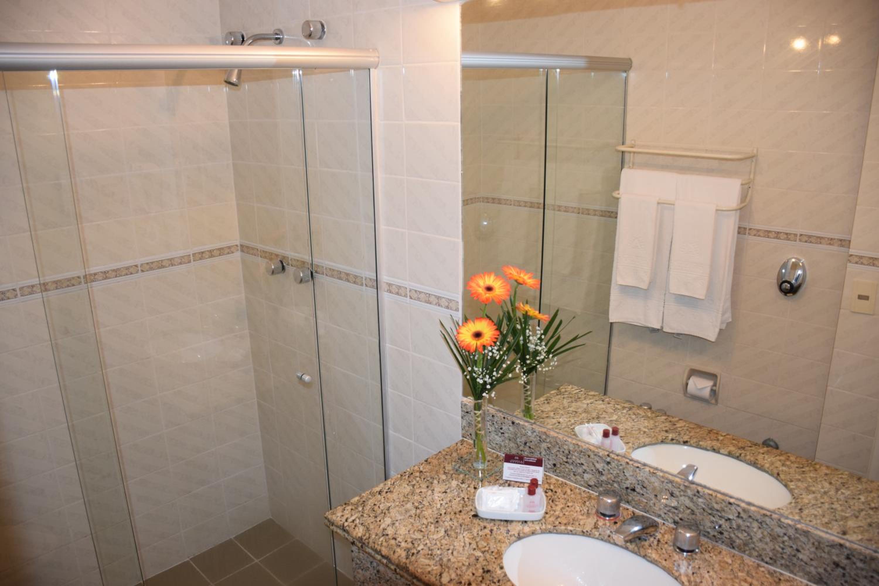 Suite (2 Adults) - Photo 7