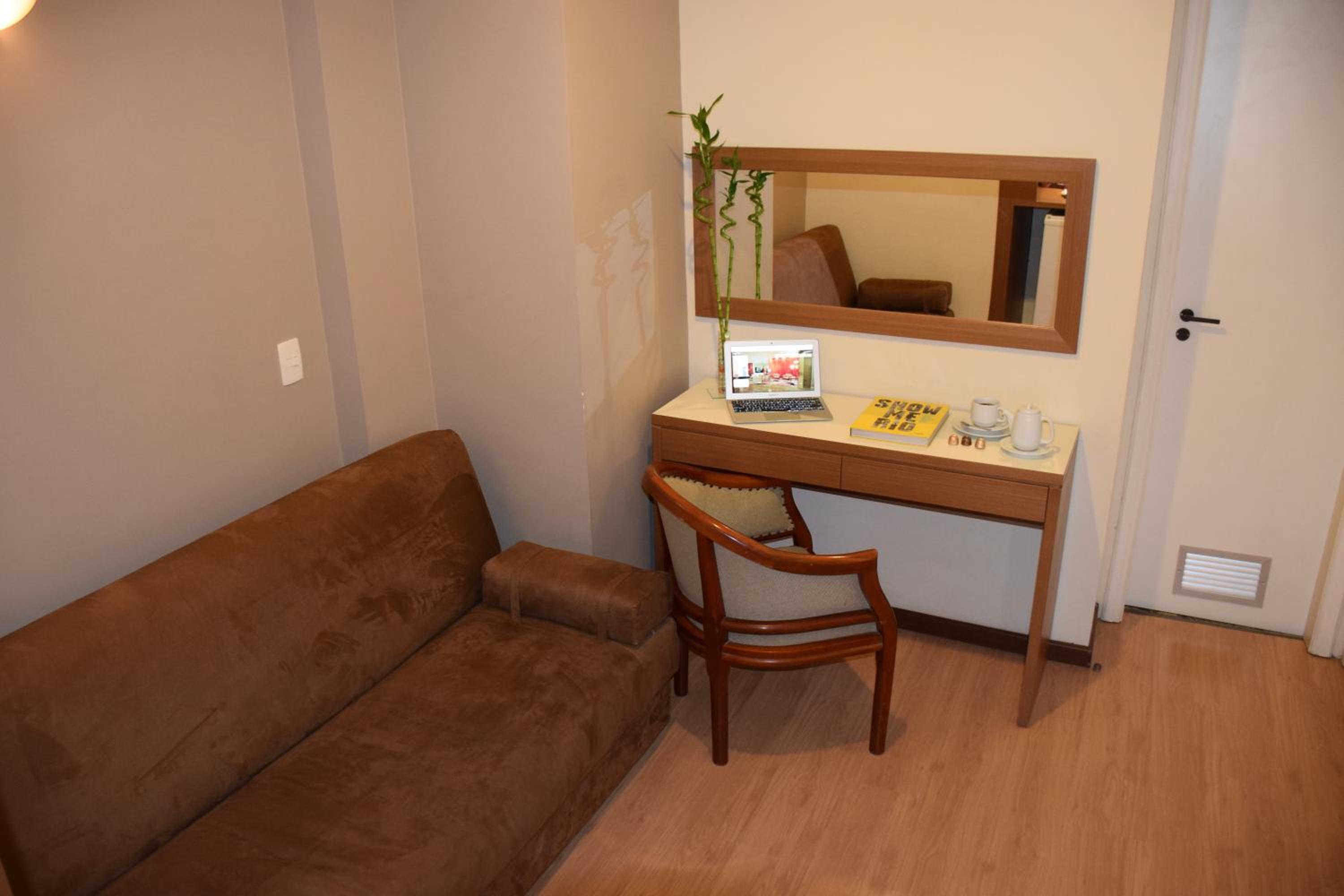 Suite (2 Adults) - Photo 5