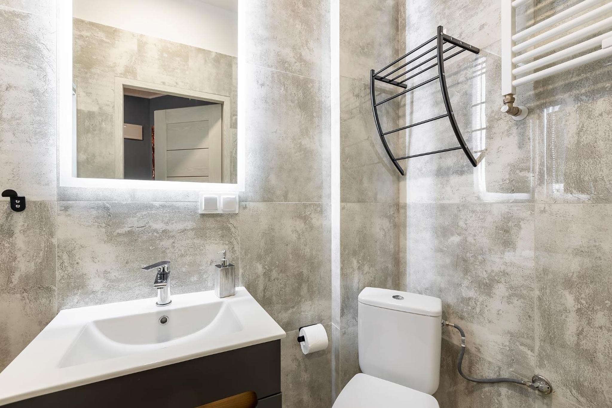 Apartment - Photo 8
