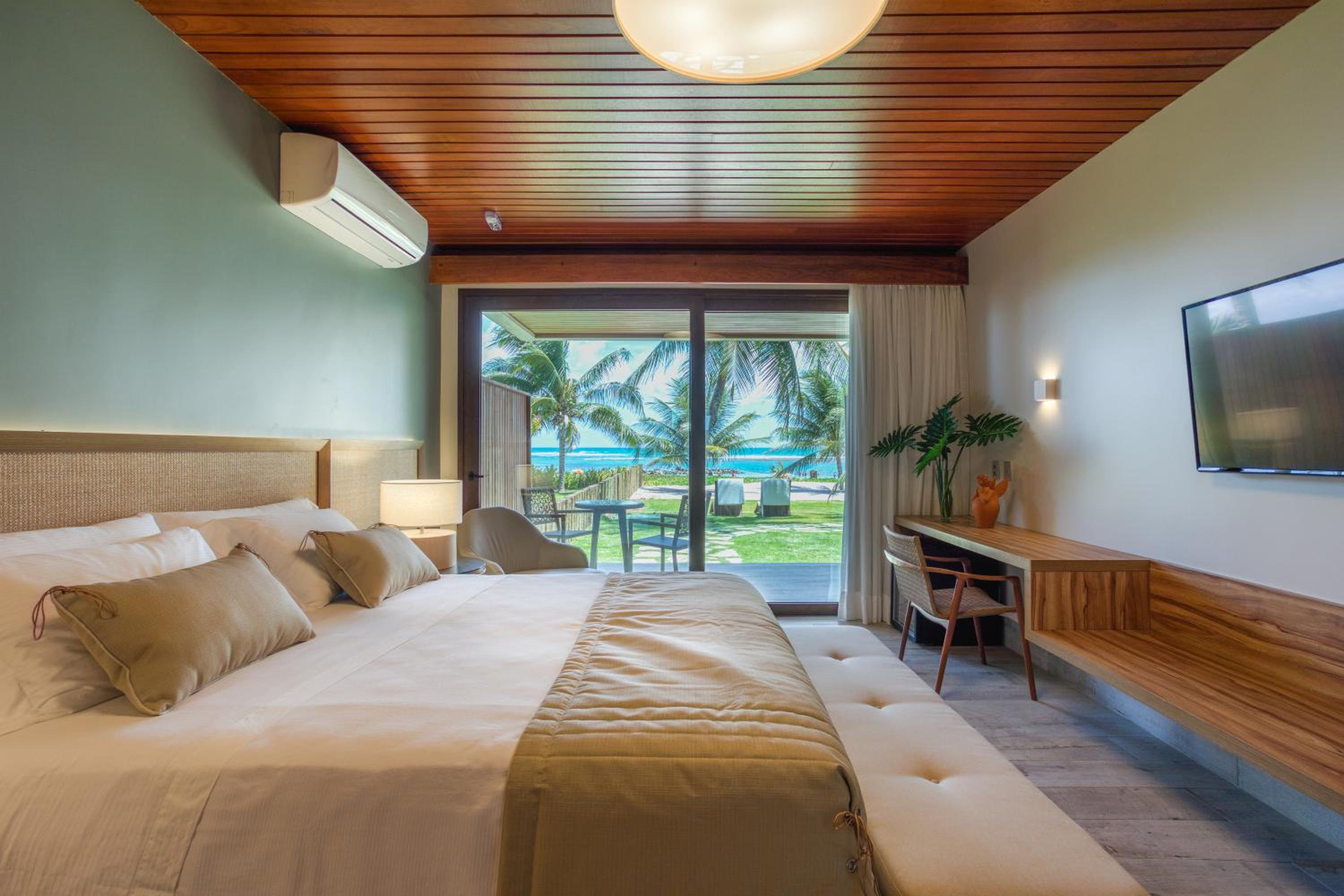 Serrambi Resort — Suite with Hot Tub